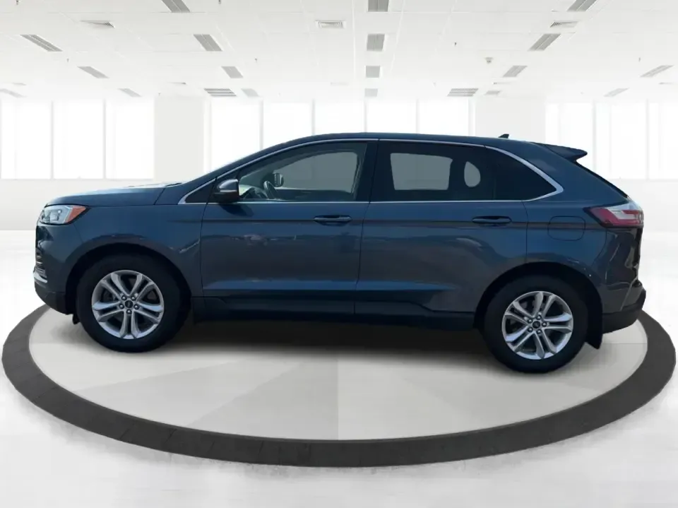 2019 Ford Edge SEL AWD (2FMPK4J95KB) with an 2.0L L4 DOHC 16V engine, 6-Speed Automatic transmission, located at 4508 South Dixie Dr, Moraine, OH, 45439, (937) 908-9800, 39.689976, -84.218452 - Need an SUV that can handle Ohio weather, keep up with a busy week, and still feel comfortable on a weekend getaway? This **2019 Ford Edge SEL AWD** is built for real life in and around **Moraine, OH**-from school drop-offs and grocery runs to road trips up I-75 or a day out at **Carillon Historical- Photo#5