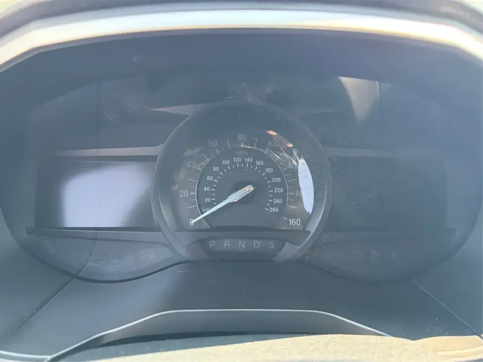 2019 Ford Edge SEL AWD (2FMPK4J95KB) with an 2.0L L4 DOHC 16V engine, 6-Speed Automatic transmission, located at 4508 South Dixie Dr, Moraine, OH, 45439, (937) 908-9800, 39.689976, -84.218452 - Need an SUV that can handle Ohio weather, keep up with a busy week, and still feel comfortable on a weekend getaway? This **2019 Ford Edge SEL AWD** is built for real life in and around **Moraine, OH**-from school drop-offs and grocery runs to road trips up I-75 or a day out at **Carillon Historical- Photo#14