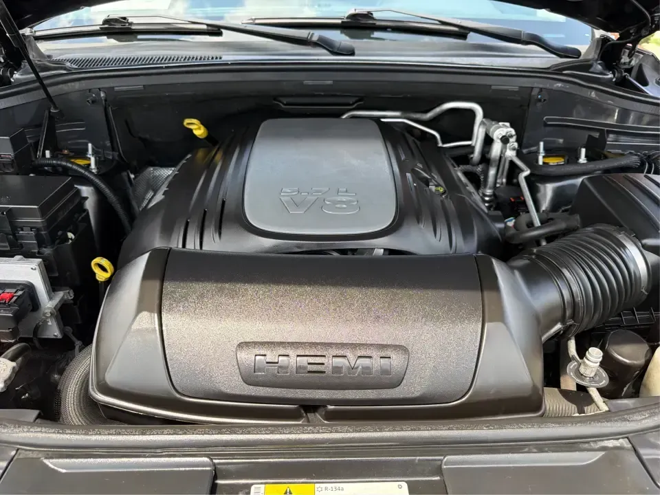 2013 Dodge Durango R/T AWD (1C4SDJCT3DC) with an 5.7L V8 OHV 16V engine, 5-Speed Automatic transmission, located at 1230 East Main St, Xenia, OH, 45385, (937) 908-9800, 39.688026, -83.910172 - Load up the crew, cue the playlist, and point the hood toward the next weekend getaway-this 2013 Dodge Durango R/T AWD is built for families and adventure-seekers who want V8 muscle, three-row space, and all-weather confidence for life in and around Xenia. Whether you're shuttling kids to practice,- Photo#11