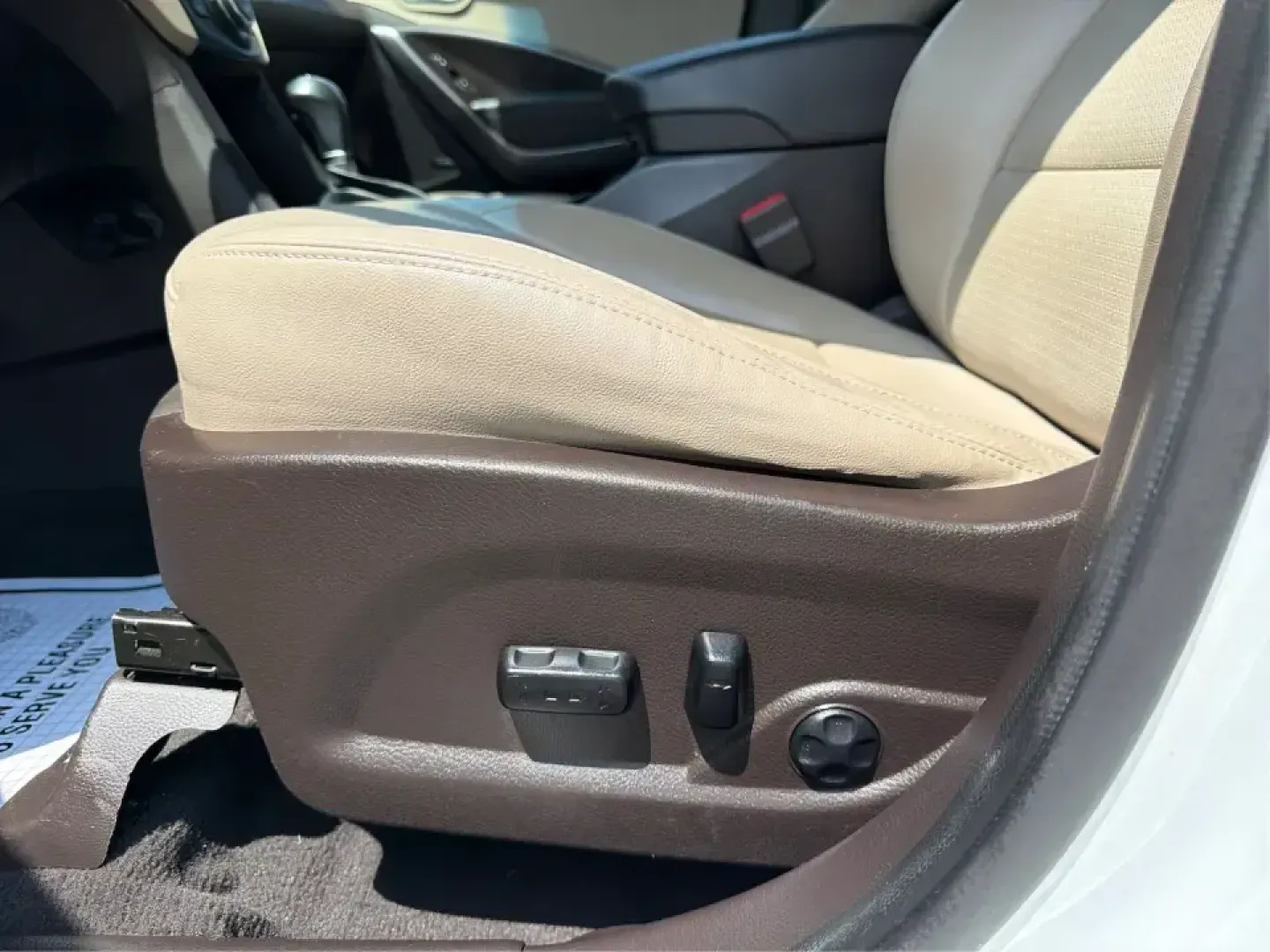2014 Hyundai Santa Fe Sport 2.0T AWD (5XYZUDLA1EG) with an 2.0L L4 DOHC 16V TURBO engine, 6-Speed Automatic transmission, located at 1230 East Main St, Xenia, OH, 45385, (937) 908-9800, 39.688026, -83.910172 - When your week looks like school drop-offs, a long commute down US-35, and a weekend escape to John Bryan State Park or a soccer tournament near Shawnee Park, you need an SUV that can flex with real life. This 2014 Hyundai Santa Fe Sport 2.0T AWD is built for busy families, outdoorsy couples, and bu- Photo#16