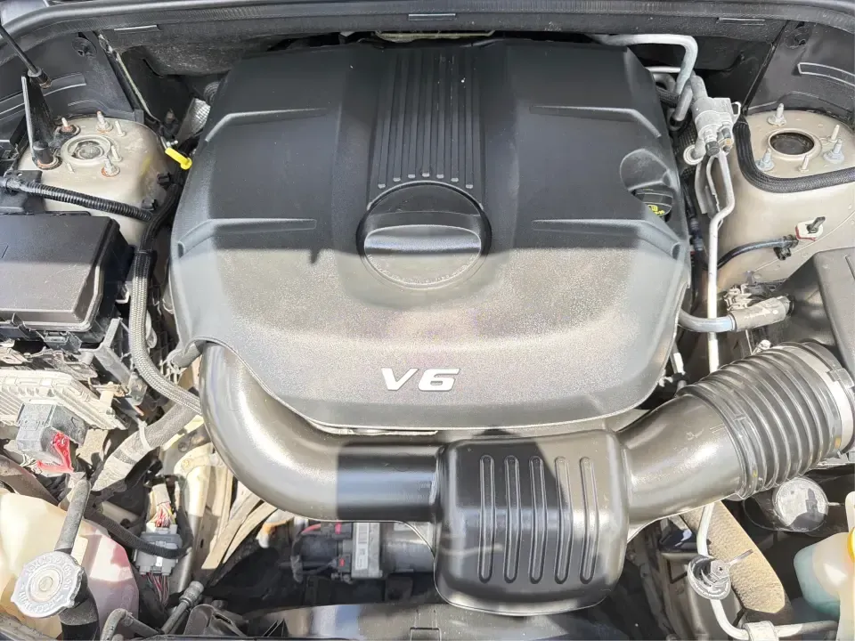 2014 Dodge Durango Citadel (1C4RDJEG2EC) with an 3.6L V6 DOHC 24V engine, 8-Speed Automatic transmission, located at 401 Woodman Dr, Riverside, OH, 45431, (937) 908-9800, 39.760899, -84.123421 - Make every day feel easier-whether you're loading up the kids for school in Riverside, planning a weekend getaway to Caesar Creek, or tackling winter weather on I675. This 2014 Dodge Durango Citadel AWD is the kind of three-row SUV that fits real life: roomy for growing families, confident for long- Photo#11