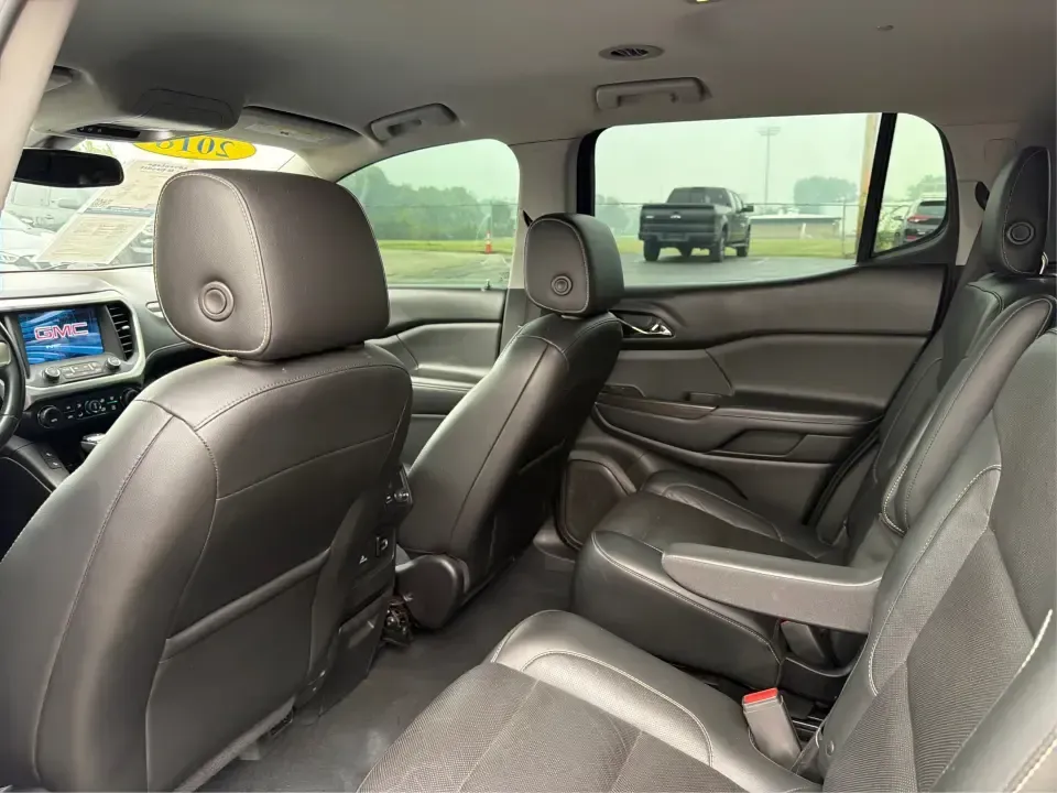 2018 GMC Acadia SLT-1 FWD (1GKKNMLSXJZ) with an 3.6L V6 DOHC 24V engine, 6-Speed Automatic transmission, located at 1099 N County Rd 25A, Troy, OH, 45373, (937) 908-9800, 40.057079, -84.212883 - Load up the crew, cue the playlist, and head out-this 2018 GMC Acadia SLT-1 FWD is built for real life in West Central Ohio, whether you're juggling school drop-offs, commuting to Dayton, or planning a weekend escape to the Miami Valley. With seating for 6 and a smart, flexible cabin, it's a great f- Photo#10