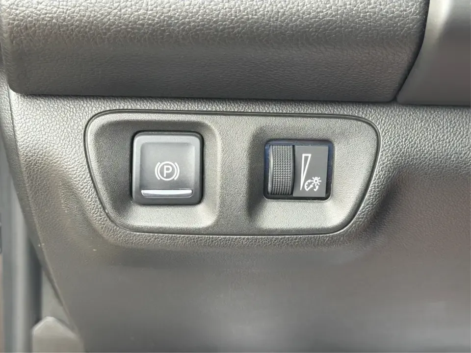 2018 GMC Acadia SLT-1 FWD (1GKKNMLSXJZ) with an 3.6L V6 DOHC 24V engine, 6-Speed Automatic transmission, located at 1099 N County Rd 25A, Troy, OH, 45373, (937) 908-9800, 40.057079, -84.212883 - Load up the crew, cue the playlist, and head out-this 2018 GMC Acadia SLT-1 FWD is built for real life in West Central Ohio, whether you're juggling school drop-offs, commuting to Dayton, or planning a weekend escape to the Miami Valley. With seating for 6 and a smart, flexible cabin, it's a great f- Photo#17