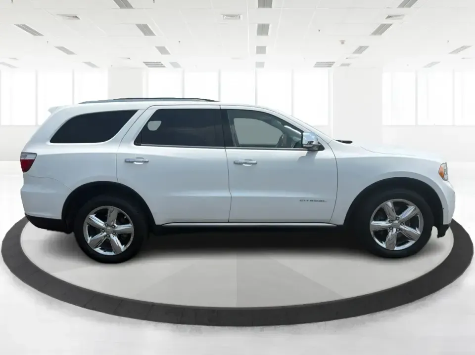 2013 Dodge Durango Citadel (1C4RDJEG0DC) with an 3.6L V6 DOHC 24V engine, 5-Speed Automatic transmission, located at 1184 Kauffman Ave, Fairborn, OH, 45324, (937) 908-9800, 39.807072, -84.030914 - Need one SUV that can handle the weekday school run, a long I675 commute, and a loaded-up weekend to John Bryan State Park? This 2013 Dodge Durango Citadel AWD brings three-row practicality and upscale comfort together in a way that fits real life in Fairborn-whether you're shuttling kids to practic- Photo#1