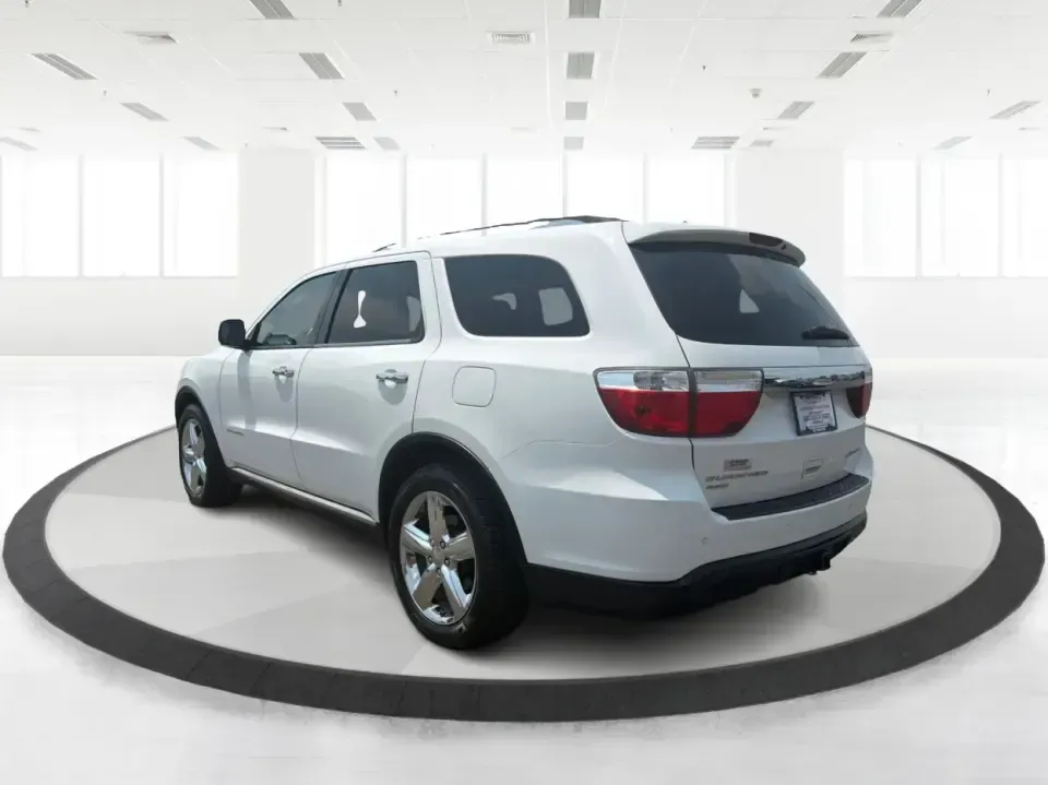 2013 Dodge Durango Citadel (1C4RDJEG0DC) with an 3.6L V6 DOHC 24V engine, 5-Speed Automatic transmission, located at 1184 Kauffman Ave, Fairborn, OH, 45324, (937) 908-9800, 39.807072, -84.030914 - Need one SUV that can handle the weekday school run, a long I675 commute, and a loaded-up weekend to John Bryan State Park? This 2013 Dodge Durango Citadel AWD brings three-row practicality and upscale comfort together in a way that fits real life in Fairborn-whether you're shuttling kids to practic- Photo#4