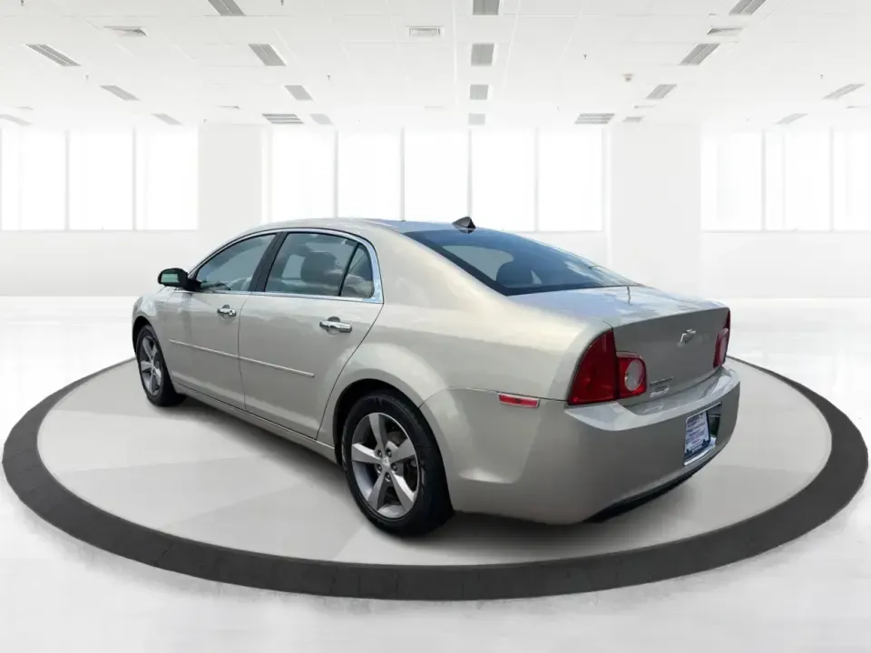 2012 Chevrolet Malibu 1LT (1G1ZC5E08CF) with an 2.4L L4 DOHC 16V engine, 6-Speed Automatic transmission, located at 4508 South Dixie Dr, Moraine, OH, 45439, (937) 908-9800, 39.689976, -84.218452 - Need a dependable sedan for the daily commute from Moraine to downtown Dayton, quick school drop-offs, or weekend runs to The Greene and Carillon Historical Park? This 2012 Chevrolet Malibu 1LT is the kind of comfortable, budget-friendly ride that fits real life-easy to park, smooth on I-75, and roo- Photo#4