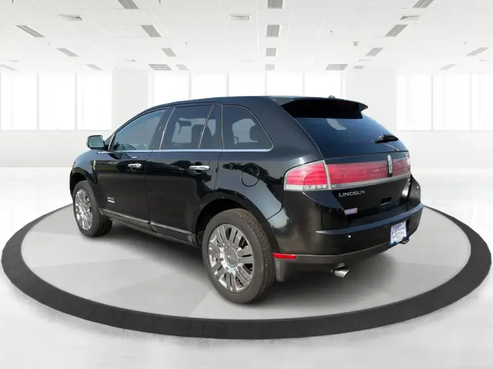 2008 Lincoln MKX Base (2LMDU88C78B) with an 3.5L V6 DOHC 24V engine, 6-Speed Automatic Overdrive transmission, located at 401 Woodman Dr, Riverside, OH, 45431, (937) 908-9800, 39.760899, -84.123421 - Need a comfortable, confident SUV for Ohio's four-season driving-something that can handle rainy commutes, snowy mornings, and weekend getaways without feeling like a bare-bones budget ride? This 2008 Lincoln MKX AWD delivers a premium, road-trip-ready experience with upscale comfort for five, a smo- Photo#4