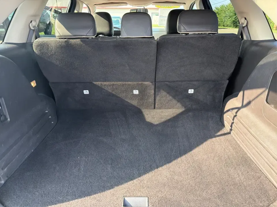 2008 Lincoln MKX Base (2LMDU88C78B) with an 3.5L V6 DOHC 24V engine, 6-Speed Automatic Overdrive transmission, located at 401 Woodman Dr, Riverside, OH, 45431, (937) 908-9800, 39.760899, -84.123421 - Need a comfortable, confident SUV for Ohio's four-season driving-something that can handle rainy commutes, snowy mornings, and weekend getaways without feeling like a bare-bones budget ride? This 2008 Lincoln MKX AWD delivers a premium, road-trip-ready experience with upscale comfort for five, a smo- Photo#11