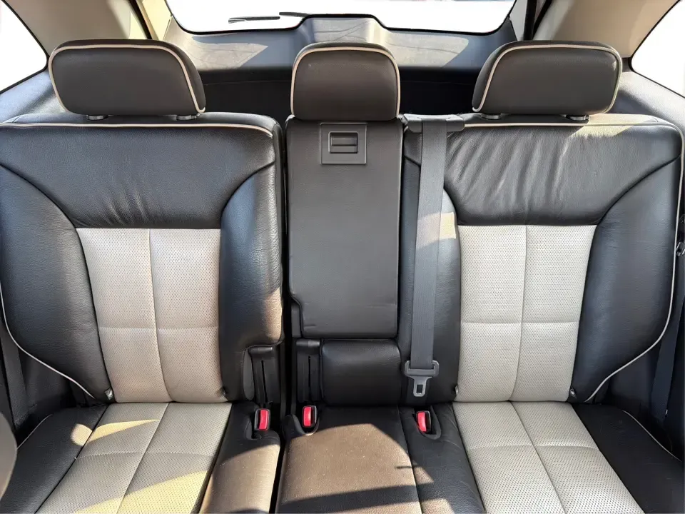 2008 Lincoln MKX Base (2LMDU88C78B) with an 3.5L V6 DOHC 24V engine, 6-Speed Automatic Overdrive transmission, located at 401 Woodman Dr, Riverside, OH, 45431, (937) 908-9800, 39.760899, -84.123421 - Need a comfortable, confident SUV for Ohio's four-season driving-something that can handle rainy commutes, snowy mornings, and weekend getaways without feeling like a bare-bones budget ride? This 2008 Lincoln MKX AWD delivers a premium, road-trip-ready experience with upscale comfort for five, a smo- Photo#13