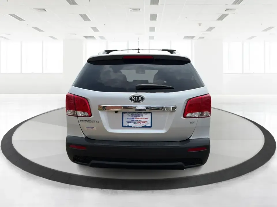 2012 Kia Sorento EX 4WD (5XYKUCA68CG) with an 2.4L L4 DOHC 16V engine, 6-Speed Automatic transmission, located at 1099 N County Rd 25A, Troy, OH, 45373, (937) 908-9800, 40.057079, -84.212883 - Weekend escapes to Caesar Creek, snowy school-drop mornings, and everyday errands up and down I75 feel a lot easier when you've got a comfortable SUV with real all-weather capability. This 2012 Kia Sorento EX 4WD is a smart pick for Troy drivers who want a practical, family-friendly ride that's equa- Photo#3