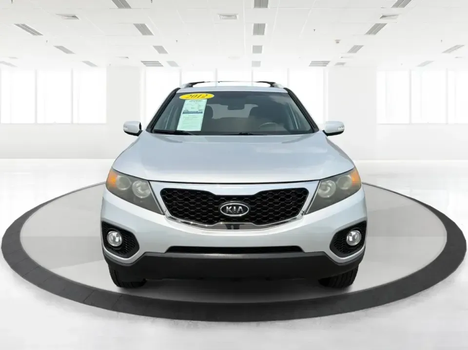 2012 Kia Sorento EX 4WD (5XYKUCA68CG) with an 2.4L L4 DOHC 16V engine, 6-Speed Automatic transmission, located at 1099 N County Rd 25A, Troy, OH, 45373, (937) 908-9800, 40.057079, -84.212883 - Weekend escapes to Caesar Creek, snowy school-drop mornings, and everyday errands up and down I75 feel a lot easier when you've got a comfortable SUV with real all-weather capability. This 2012 Kia Sorento EX 4WD is a smart pick for Troy drivers who want a practical, family-friendly ride that's equa- Photo#7