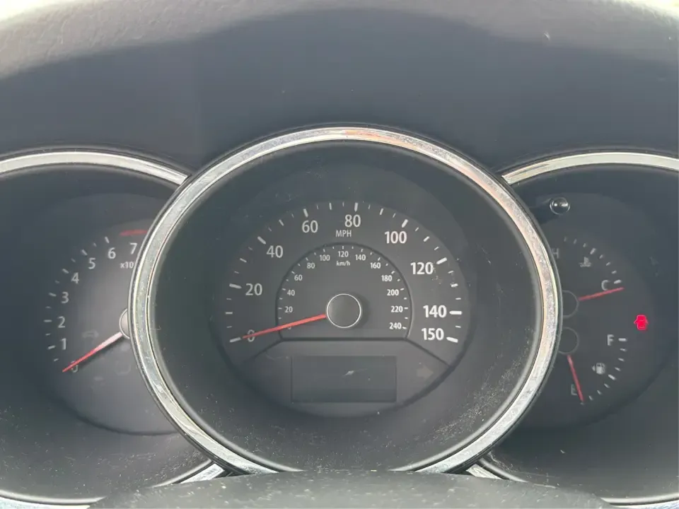 2012 Kia Sorento EX 4WD (5XYKUCA68CG) with an 2.4L L4 DOHC 16V engine, 6-Speed Automatic transmission, located at 1099 N County Rd 25A, Troy, OH, 45373, (937) 908-9800, 40.057079, -84.212883 - Weekend escapes to Caesar Creek, snowy school-drop mornings, and everyday errands up and down I75 feel a lot easier when you've got a comfortable SUV with real all-weather capability. This 2012 Kia Sorento EX 4WD is a smart pick for Troy drivers who want a practical, family-friendly ride that's equa- Photo#15