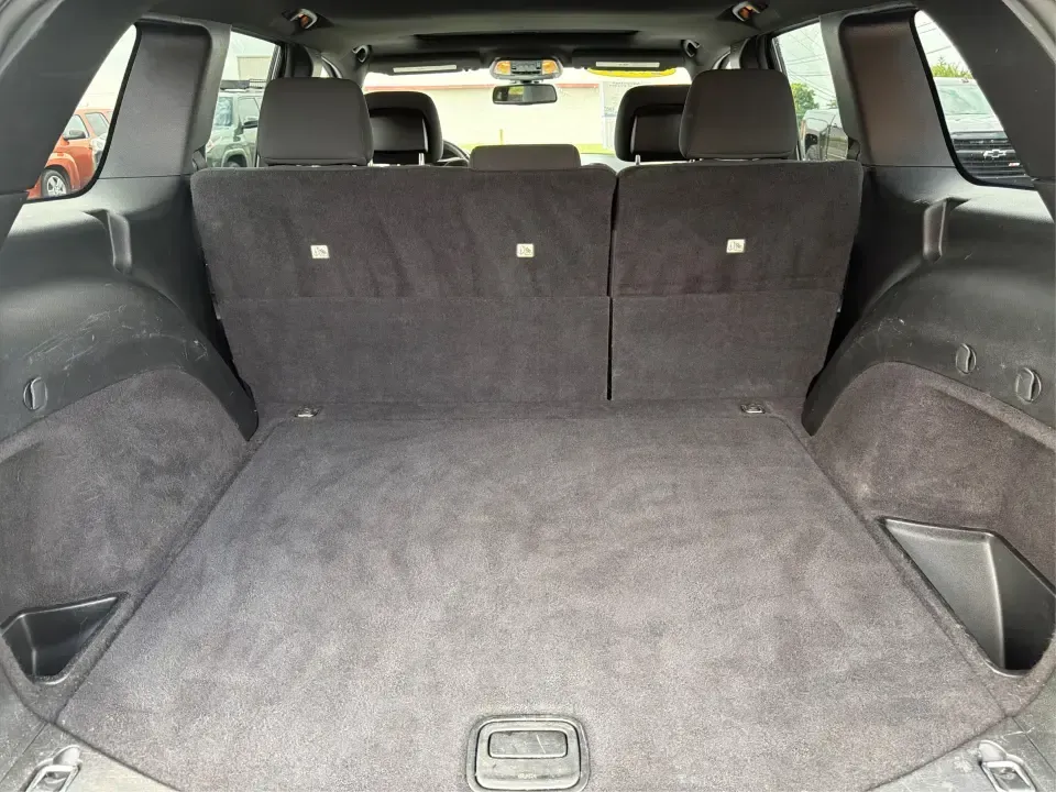 2014 Jeep Grand Cherokee Laredo 4WD (1C4RJFAG9EC) with an 3.6L V6 DOHC 24V engine, 5-Speed Automatic transmission, located at 1099 N County Rd 25A, Troy, OH, 45373, (937) 908-9800, 40.057079, -84.212883 - Picture your next Ohio weekend: the kids and gear loaded up, a cooler in the back, and you cruising out of Troy toward Charleston Falls Preserve or a fall drive through the Miami County countryside-confident that changing weather and back roads won't change your plans. This 2014 Jeep Grand Cherokee- Photo#11