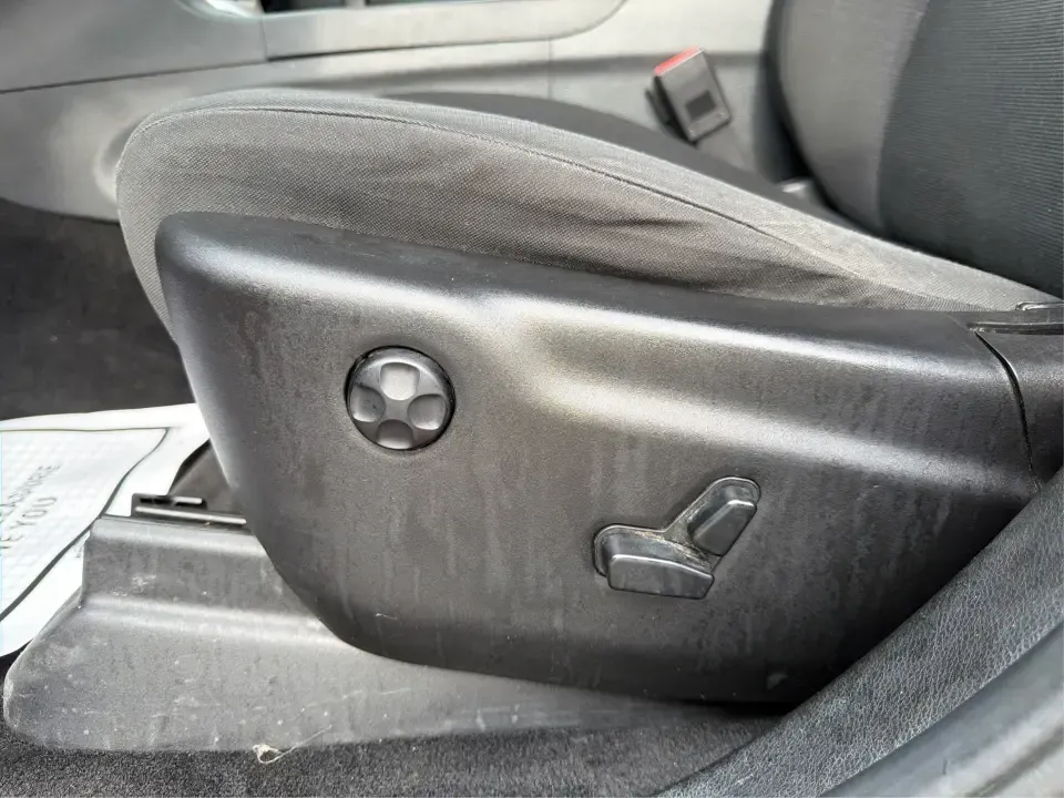 2014 Jeep Grand Cherokee Laredo 4WD (1C4RJFAG9EC) with an 3.6L V6 DOHC 24V engine, 5-Speed Automatic transmission, located at 1099 N County Rd 25A, Troy, OH, 45373, (937) 908-9800, 40.057079, -84.212883 - Picture your next Ohio weekend: the kids and gear loaded up, a cooler in the back, and you cruising out of Troy toward Charleston Falls Preserve or a fall drive through the Miami County countryside-confident that changing weather and back roads won't change your plans. This 2014 Jeep Grand Cherokee- Photo#17