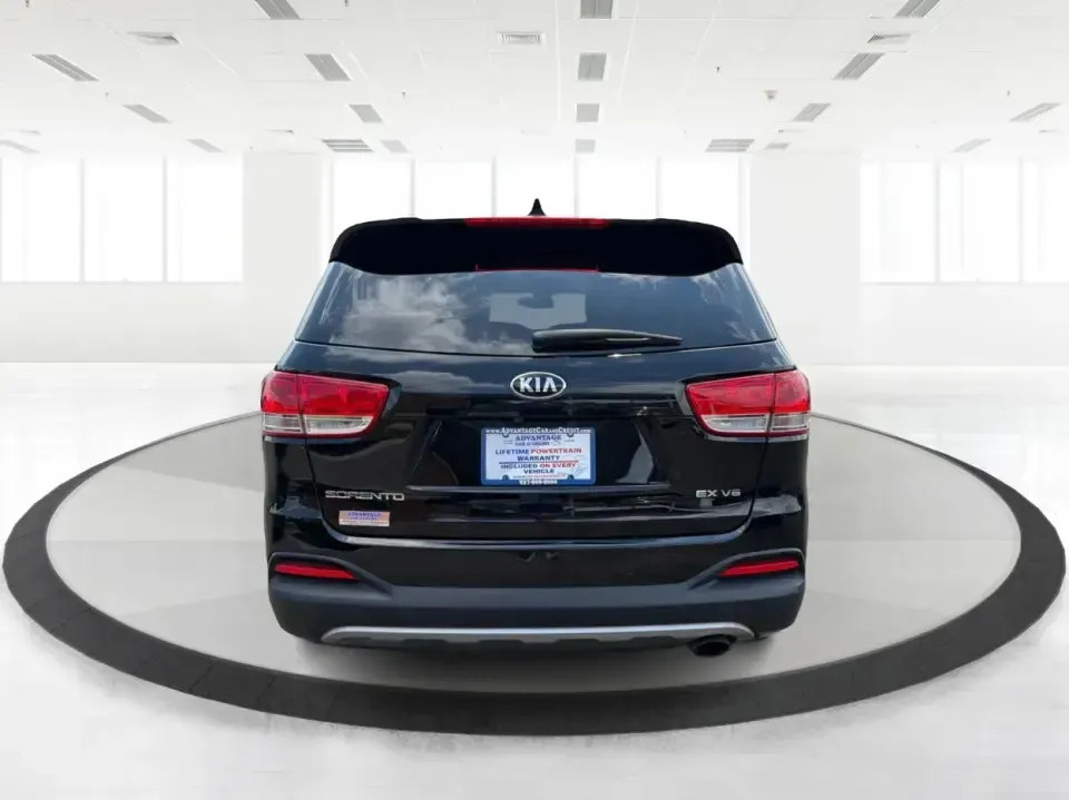 2016 Kia Sorento 3.3L EX (5XYPHDA59GG) with an 3.3L V6 DOHC 24V engine, 6-Speed Automatic transmission, located at 401 Woodman Dr, Riverside, OH, 45431, (937) 908-9800, 39.760899, -84.123421 - Need one SUV that can handle school drop-offs, a long commute down I675, and a packed weekend road trip to Carillon Historical Park or Eastwood MetroPark? This 2016 Kia Sorento EX V6 AWD is built for real life in the Miami Valley-roomy for growing families, confident in Ohio's changing weather, and- Photo#3