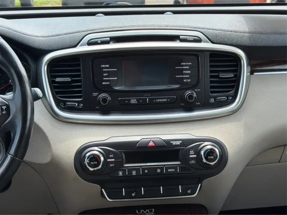 2016 Kia Sorento 3.3L EX (5XYPHDA59GG) with an 3.3L V6 DOHC 24V engine, 6-Speed Automatic transmission, located at 401 Woodman Dr, Riverside, OH, 45431, (937) 908-9800, 39.760899, -84.123421 - Need one SUV that can handle school drop-offs, a long commute down I675, and a packed weekend road trip to Carillon Historical Park or Eastwood MetroPark? This 2016 Kia Sorento EX V6 AWD is built for real life in the Miami Valley-roomy for growing families, confident in Ohio's changing weather, and- Photo#13