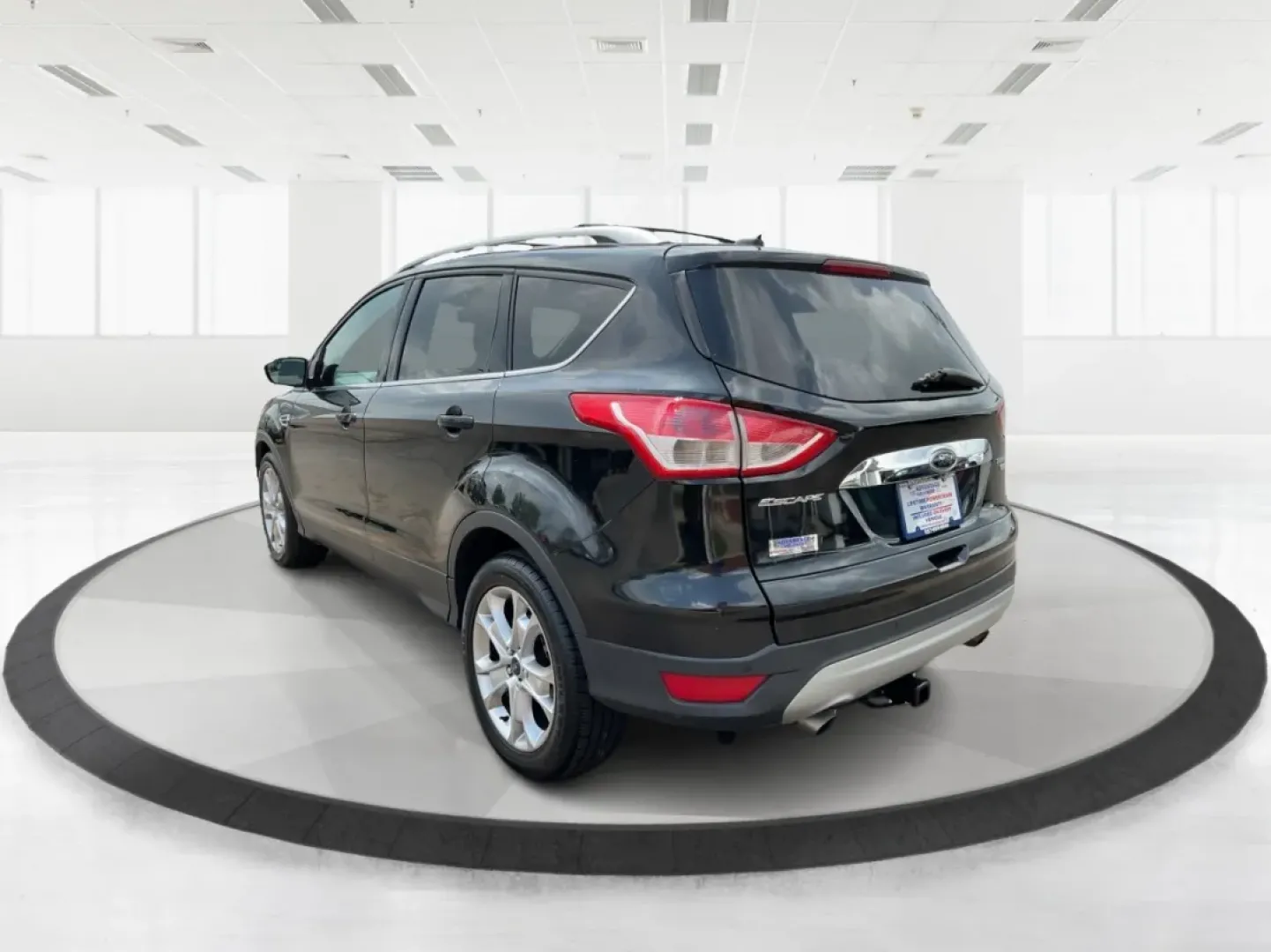 2015 Ford Escape Titanium (1FMCU9J95FU) with an Other engine, located at 1099 N County Rd 25A, Troy, OH, 45373, (937) 908-9800, 40.057079, -84.212883 - Discover your next adventure with the 2015 Ford Escape Titanium, now available at Advantage Car and Credit in Fairborn, OH! Whether you're looking for a family-friendly SUV, a reliable commuter vehicle, or a versatile option for weekend getaways, this Escape checks all the boxes. With a stunning Tux - Photo#3