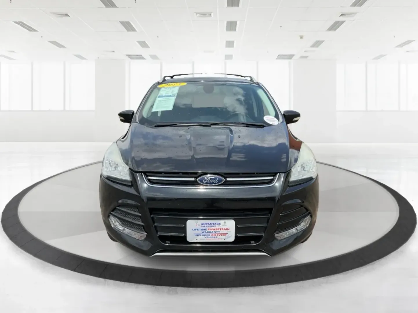 2015 Ford Escape Titanium (1FMCU9J95FU) with an Other engine, located at 1099 N County Rd 25A, Troy, OH, 45373, (937) 908-9800, 40.057079, -84.212883 - Discover your next adventure with the 2015 Ford Escape Titanium, now available at Advantage Car and Credit in Fairborn, OH! Whether you're looking for a family-friendly SUV, a reliable commuter vehicle, or a versatile option for weekend getaways, this Escape checks all the boxes. With a stunning Tux - Photo#5