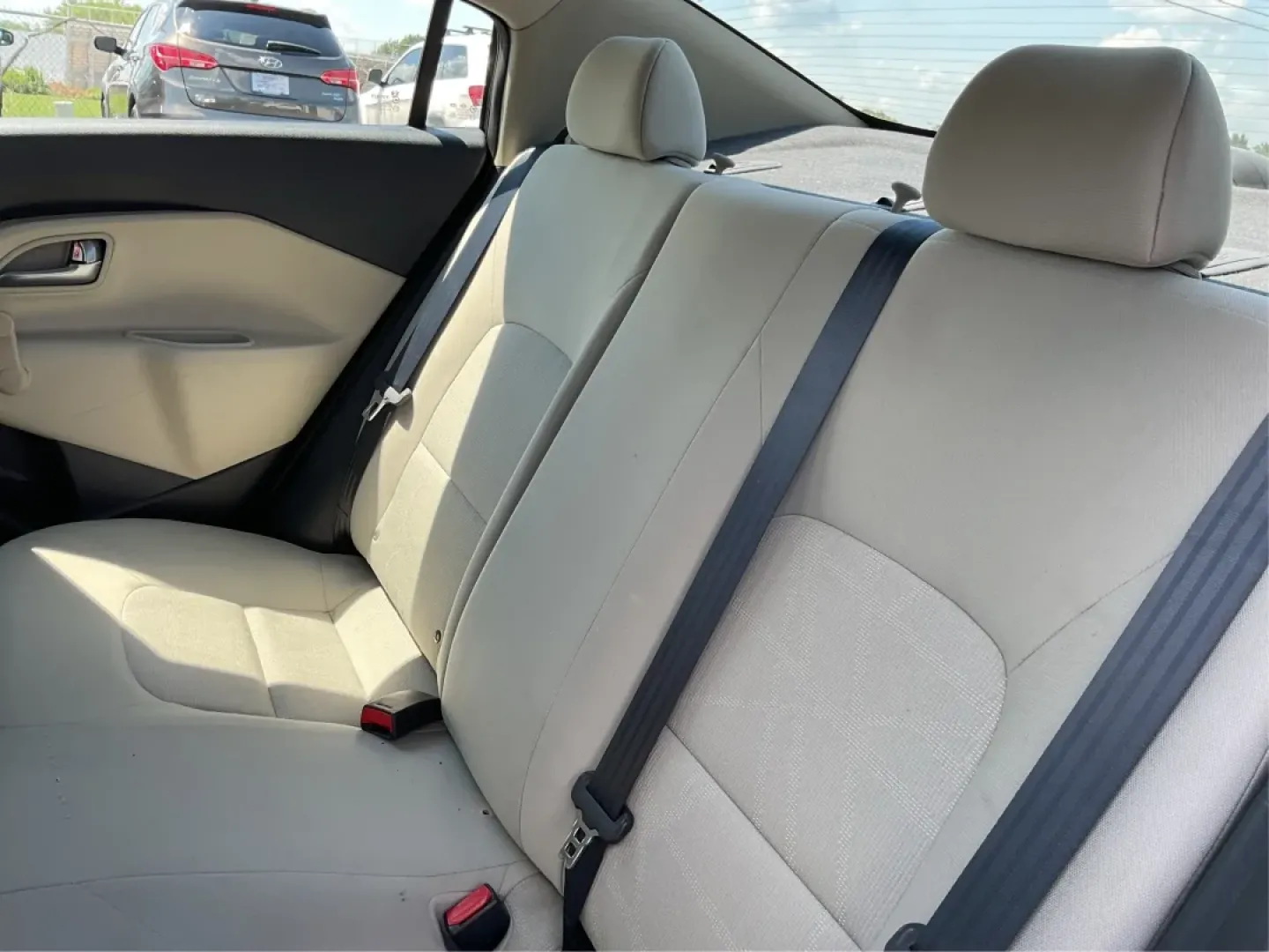 2013 Kia Rio LX (KNADM4A35D6) with an 1.6L I-4 gasoline direct injection engine, located at 1230 East Main St, Xenia, OH, 45385, (937) 908-9800, 39.688026, -83.910172 - Looking for a compact car that perfectly balances style, efficiency, and comfort? The 2013 Kia Rio LX is just what you need! Ideal for daily commutes, weekend getaways, or even as a reliable first car for young drivers, this sedan delivers a fantastic driving experience without breaking the bank. At - Photo#10