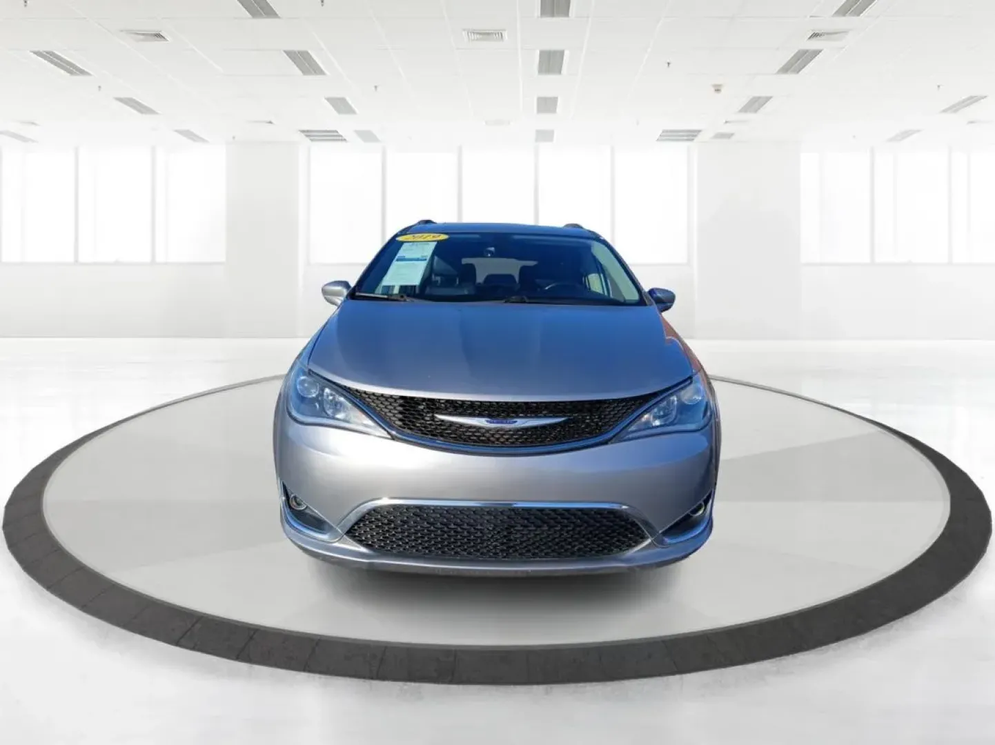 2019 Chrysler Pacifica Touring-L (2C4RC1BG5KR) with an 3.6L V6 DOHC 24V engine, 9-Speed Automatic transmission, located at 8750 N County Rd 25A, Piqua, OH, 45356, (937) 908-9800, 40.164391, -84.232513 - **Experience Family Adventures with the 2019 Chrysler Pacifica Touring-L from Advantage Car and Credit!**<br /> <br /> Are you searching for the perfect vehicle to accommodate your family's growing needs? Look no further! The 2019 Chrysler Pacifica Touring-L is designed with families in mind, offeri - Photo#7