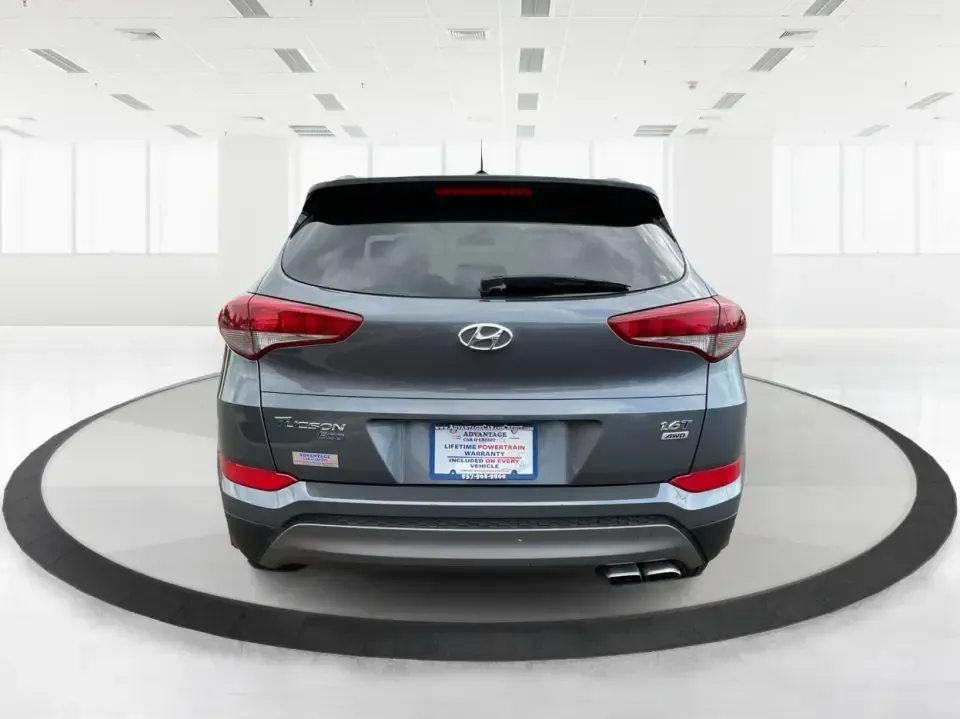 2016 Hyundai Tucson Eco (KM8J3CA24GU) with an 1.6L I-4 gasoline direct injection engine, 7A transmission, located at 401 Woodman Dr, Riverside, OH, 45431, (937) 908-9800, 39.760899, -84.123421 - **Adventure Awaits: 2016 Hyundai Tucson Eco Your Perfect Companion for Daily Drives and Weekend Getaways!**<br /> <br /> At Advantage Car and Credit, located at 1184 Kauffman Ave, Fairborn, OH 45324, we understand that life is an adventure, and having the right vehicle can make all the difference. - Photo#3