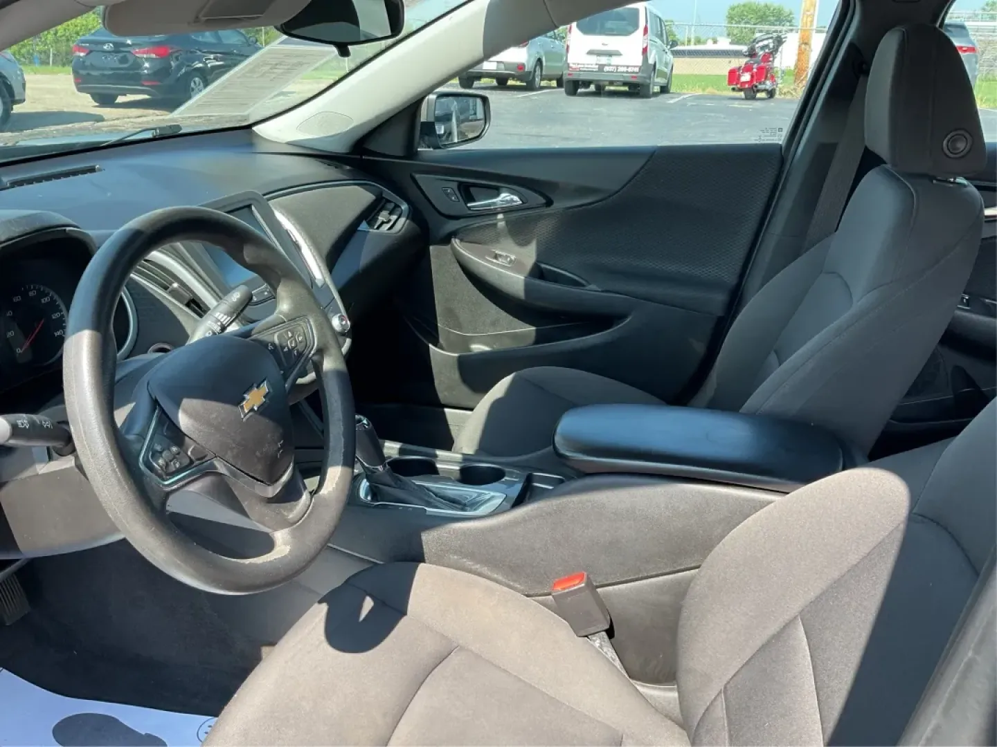 2018 Chevrolet Malibu 1LS (1G1ZB5ST0JF) with an ECOTEC 1.5L I-4 gasoline direct injection engine, located at 8750 N County Rd 25A, Piqua, OH, 45356, (937) 908-9800, 40.164391, -84.232513 - **Experience Unmatched Comfort and Style with the 2018 Chevrolet Malibu at Advantage Car and Credit in Fairborn, OH!**<br /> <br /> Are you in the market for a dependable sedan that effortlessly balances style, comfort, and cutting-edge technology? Look no further than the stunning 2018 Chevrolet Ma - Photo#9