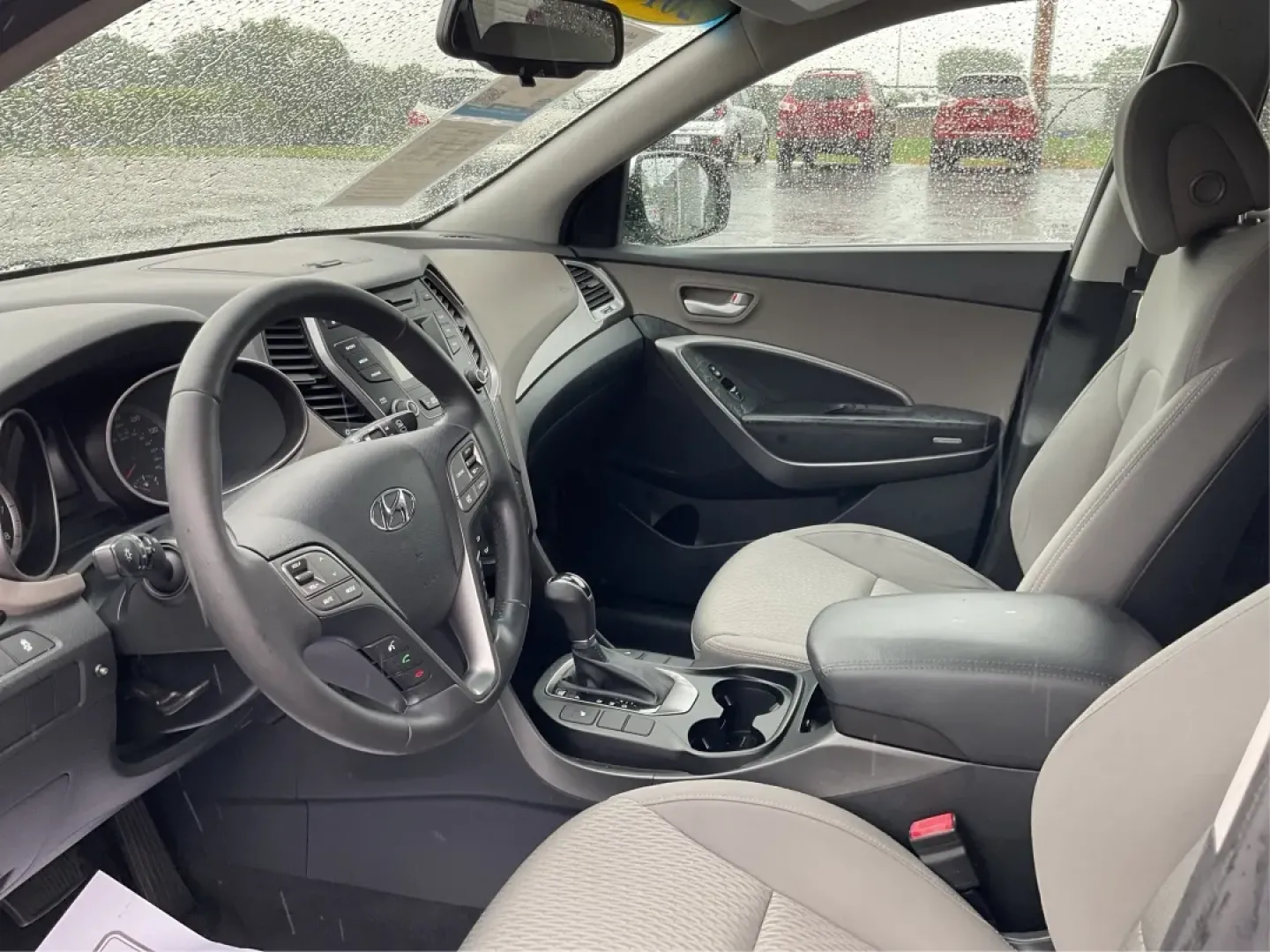 2014 Hyundai Santa Fe GLS (KM8SM4HF5EU) with an Lambda II 3.3L V-6 gasoline direct injection engine, located at 8750 N County Rd 25A, Piqua, OH, 45356, (937) 908-9800, 40.164391, -84.232513 - Looking for the perfect SUV to complement your busy lifestyle? Look no further than the 2014 Hyundai Santa Fe GLS, a vehicle designed for families, adventurers, and commuters alike. This reliable SUV, available at Advantage Car and Credit in Fairborn, OH, provides ample space, comfort, and modern fe - Photo#9