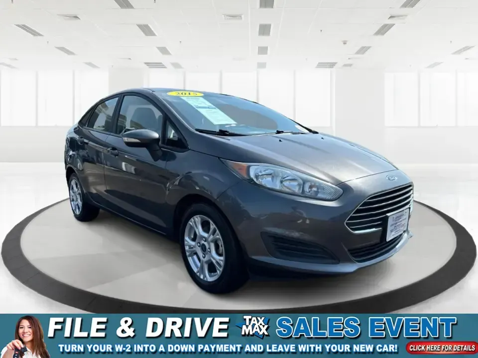 2015 Ford Fiesta SE (3FADP4BJ4FM) with an EcoBoost 1L I-3 gasoline direct injection engine, Automatic transmission, located at 8750 N County Rd 25A, Piqua, OH, 45356, (937) 908-9800, 40.164391, -84.232513 - **Discover Adventure and Style with the 2015 Ford Fiesta SE at Advantage Car and Credit in Fairborn, OH!**<br /> <br /> Are you ready to elevate your daily commute or weekend adventures? The 2015 Ford Fiesta SE is the ideal sedan for budget-conscious buyers seeking a reliable and stylish companion. - Photo#0