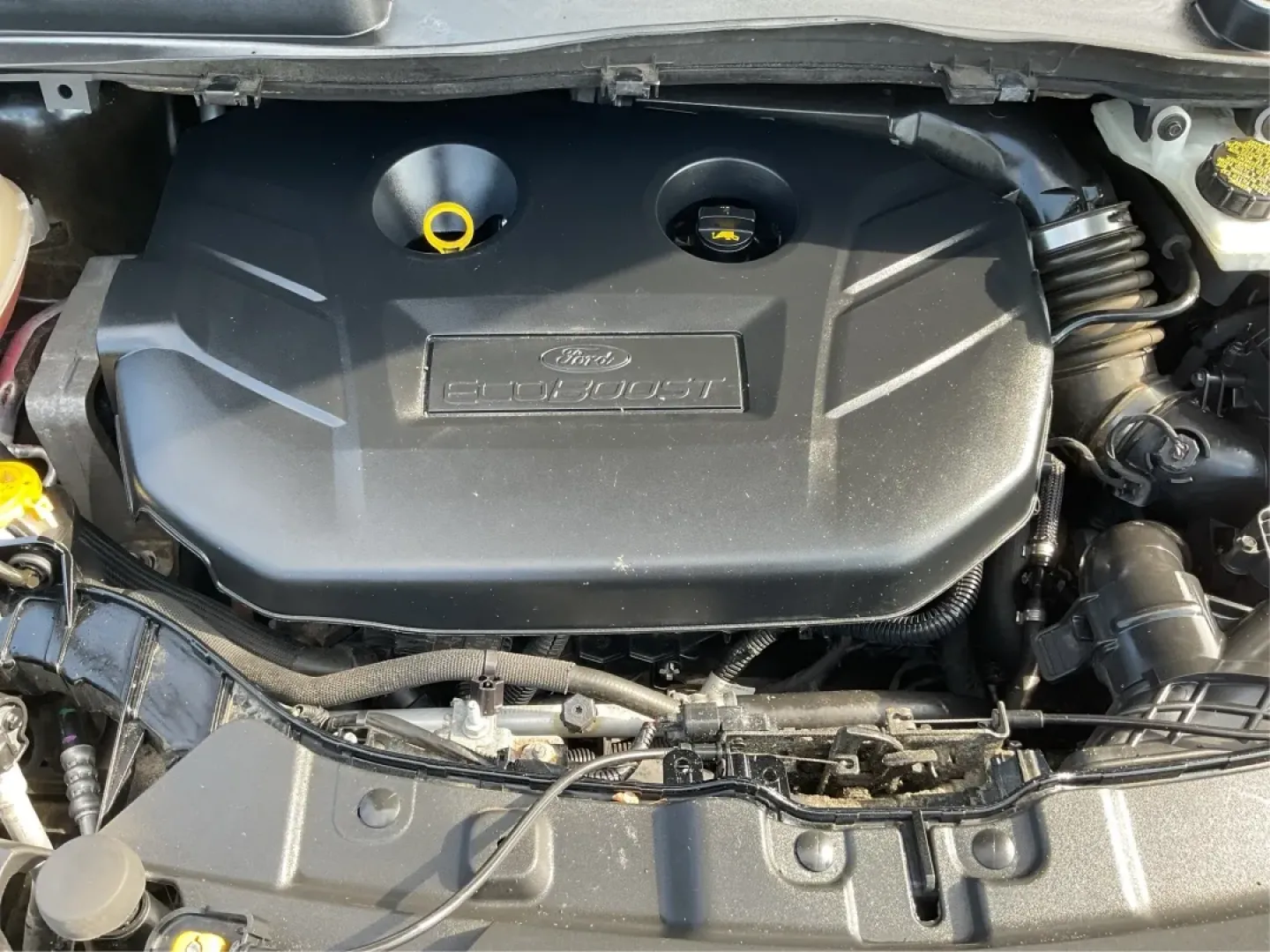 2017 Ford Escape SE (1FMCU9G9XHU) with an Other engine, located at 401 Woodman Dr, Riverside, OH, 45431, (937) 908-9800, 39.760899, -84.123421 - Are you ready to elevate your daily commute or embark on weekend adventures with family and friends? Introducing the 2017 Ford Escape SE, a versatile SUV that combines style, comfort, and functionality for those who demand more from their vehicle. Perfect for budget-conscious buyers or anyone seekin - Photo#11