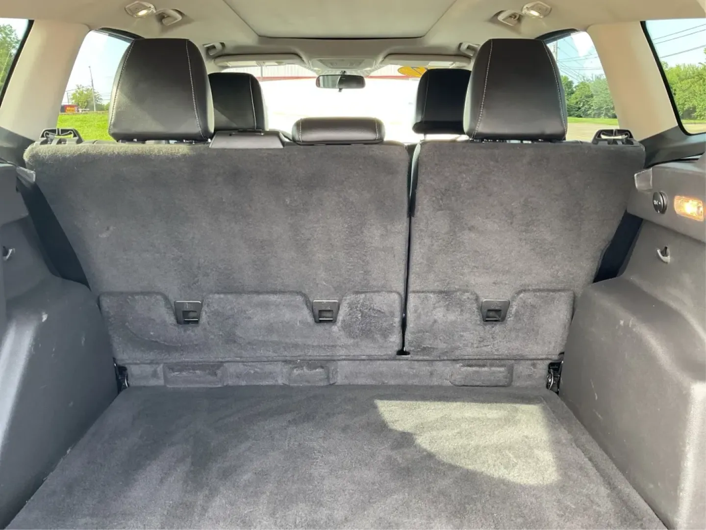 2017 Ford Escape SE (1FMCU9G9XHU) with an Other engine, located at 401 Woodman Dr, Riverside, OH, 45431, (937) 908-9800, 39.760899, -84.123421 - Are you ready to elevate your daily commute or embark on weekend adventures with family and friends? Introducing the 2017 Ford Escape SE, a versatile SUV that combines style, comfort, and functionality for those who demand more from their vehicle. Perfect for budget-conscious buyers or anyone seekin - Photo#12