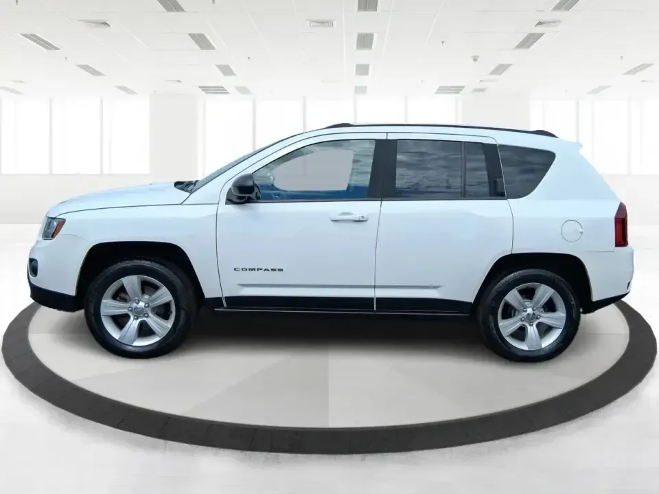 2014 Jeep Compass Sport (1C4NJDBB4ED) with an 2.4L I-4 DOHC engine, Automatic transmission, located at 1230 East Main St, Xenia, OH, 45385, (937) 908-9800, 39.688026, -83.910172 - **Experience Adventure with the 2014 Jeep Compass Sport at Advantage Car and Credit Xenia!** <br /> <br /> Are you ready to embrace the open road with a vehicle that combines comfort, capability, and style? The 2014 Jeep Compass Sport, available at Advantage Car and Credit in Xenia, Ohio, is the pe - Photo#5