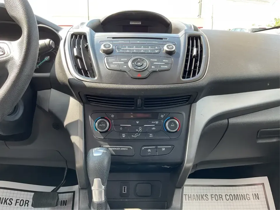 2017 Ford Escape SE (1FMCU0GD7HU) with an 1.5L L4 DOHC 16V engine, 6A transmission, located at 1099 N County Rd 25A, Troy, OH, 45373, (937) 908-9800, 40.057079, -84.212883 - **Experience Life on the Move with the 2017 Ford Escape SE at Advantage Car and Credit - Troy!**<br /> <br /> Are you ready to elevate your lifestyle with a versatile SUV that's perfect for family outings and weekend adventures? Look no further than the 2017 Ford Escape SE, available at Advantage Ca - Photo#13