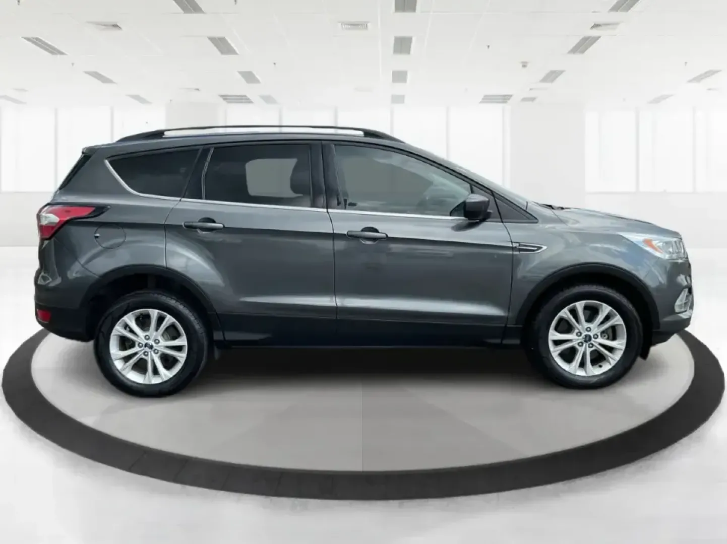 2017 Ford Escape SE (1FMCU9GD7HU) with an 1.5L L4 DOHC 16V engine, 6A transmission, located at 8750 N County Rd 25A, Piqua, OH, 45356, (937) 908-9800, 40.164391, -84.232513 - **Adventure Awaits With This 2017 Ford Escape SE! Perfect for Your Next Journey!**<br /> <br /> Are you ready to elevate your weekend getaways or daily commutes? The 2017 Ford Escape SE is the ideal SUV for those who crave versatility without sacrificing style. With a spacious interior, advanced saf - Photo#1