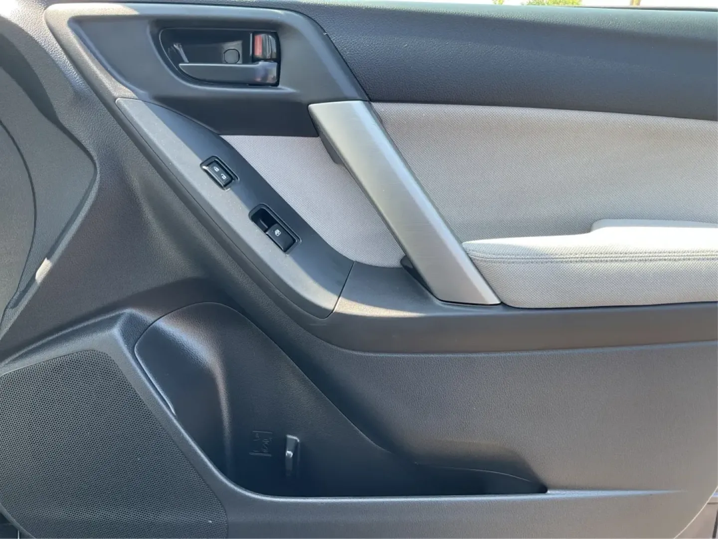 2014 Subaru Forester 2.5i Premium (JF2SJAGCXEH) with an 2.5L H-4 DOHC engine, located at 4508 South Dixie Dr, Moraine, OH, 45439, (937) 908-9800, 39.689976, -84.218452 - **Adventure Awaits: Drive Home in a 2014 Subaru Forester!** <br /> <br /> Are you ready to elevate your lifestyle with a reliable vehicle that can handle both your daily commute and weekend adventures? The 2014 Subaru Forester is the perfect blend of practicality and versatility, making it an ideal - Photo#19