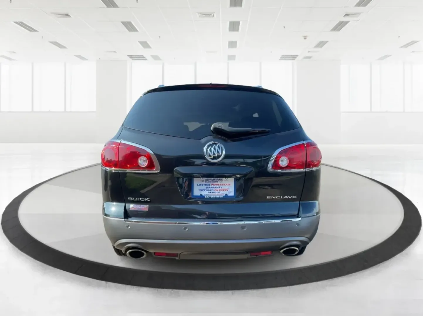 2010 Buick Enclave 2XL (5GALVCED3AJ) with an 3.6L V-6 gasoline direct injection engine, located at 4508 South Dixie Dr, Moraine, OH, 45439, (937) 908-9800, 39.689976, -84.218452 - **Experience the Ultimate Family Adventure with the 2010 Buick Enclave 2XL!**<br /> <br /> Are you ready for unforgettable family road trips or daily commutes that don't compromise on comfort? The 2010 Buick Enclave 2XL, available at Advantage Car and Credit in Moraine, OH, is your perfect companion - Photo#3