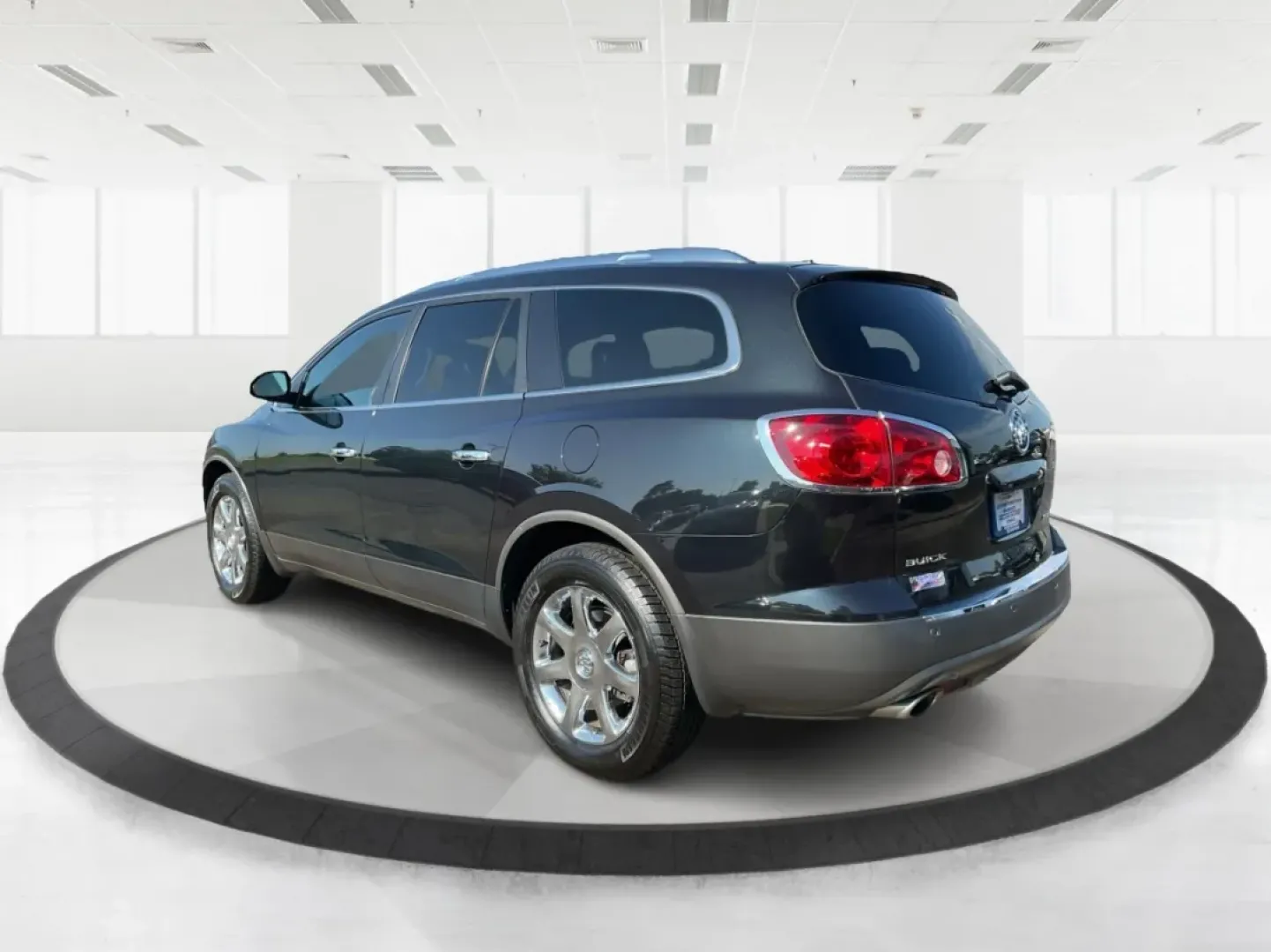 2010 Buick Enclave 2XL (5GALVCED3AJ) with an 3.6L V-6 gasoline direct injection engine, located at 4508 South Dixie Dr, Moraine, OH, 45439, (937) 908-9800, 39.689976, -84.218452 - **Experience the Ultimate Family Adventure with the 2010 Buick Enclave 2XL!**<br /> <br /> Are you ready for unforgettable family road trips or daily commutes that don't compromise on comfort? The 2010 Buick Enclave 2XL, available at Advantage Car and Credit in Moraine, OH, is your perfect companion - Photo#4