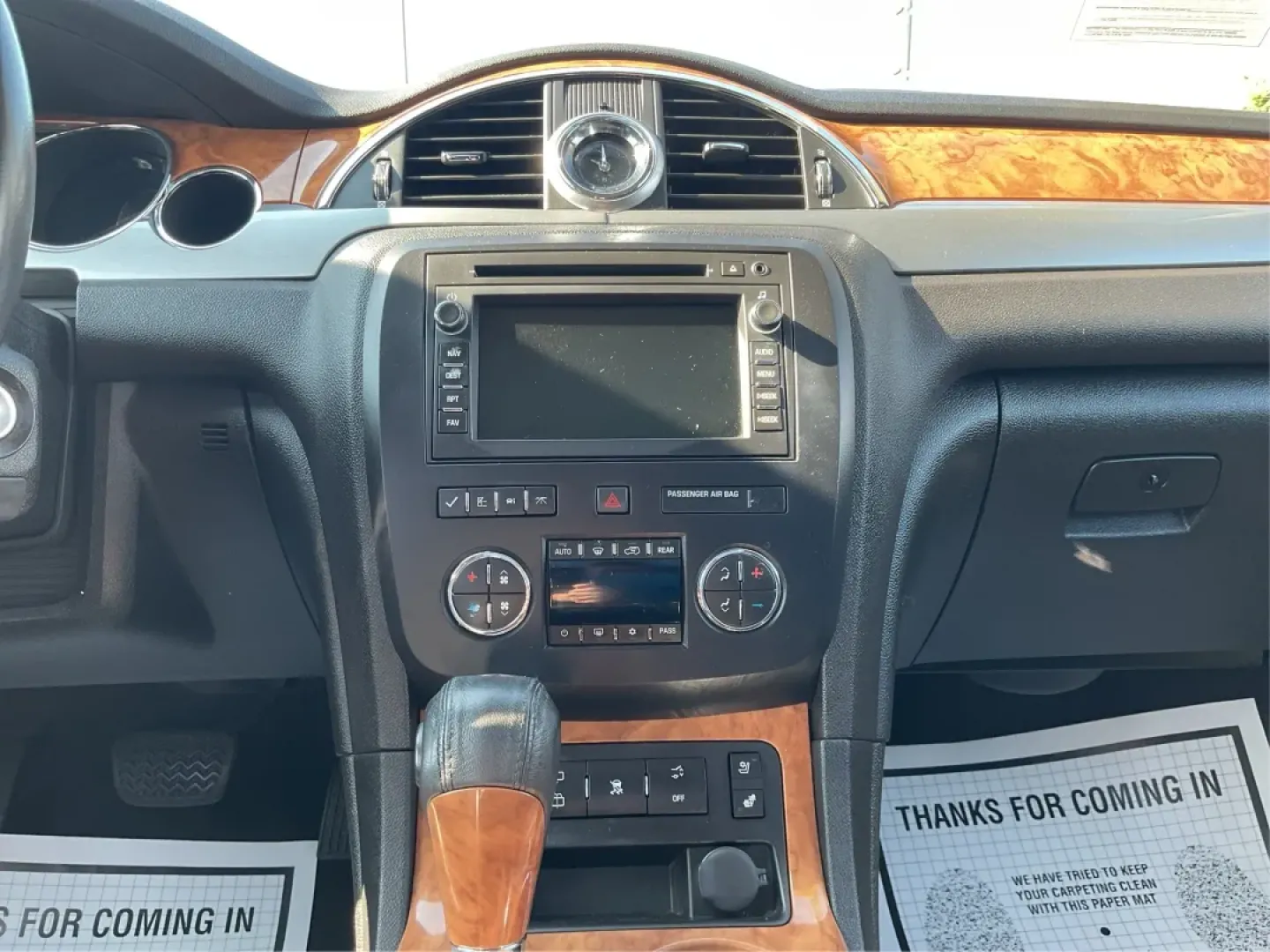 2010 Buick Enclave 2XL (5GALVCED3AJ) with an 3.6L V-6 gasoline direct injection engine, located at 4508 South Dixie Dr, Moraine, OH, 45439, (937) 908-9800, 39.689976, -84.218452 - **Experience the Ultimate Family Adventure with the 2010 Buick Enclave 2XL!**<br /> <br /> Are you ready for unforgettable family road trips or daily commutes that don't compromise on comfort? The 2010 Buick Enclave 2XL, available at Advantage Car and Credit in Moraine, OH, is your perfect companion - Photo#13