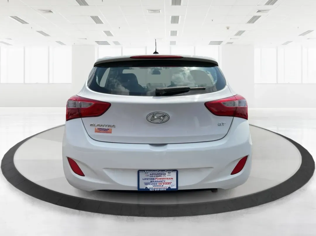 2017 Hyundai Elantra GT Base (KMHD35LH2HU) with an Other engine, located at 1184 Kauffman Ave, Fairborn, OH, 45324, (937) 908-9800, 39.807072, -84.030914 - **Discover the Perfect Commuter or Family Vehicle at Advantage Car and Credit - Piqua**<br /> <br /> Are you searching for a reliable vehicle that caters to your daily commute or weekend family adventures? Look no further than this 2017 Hyundai Elantra GT, now available for purchase at Advantage Car - Photo#3