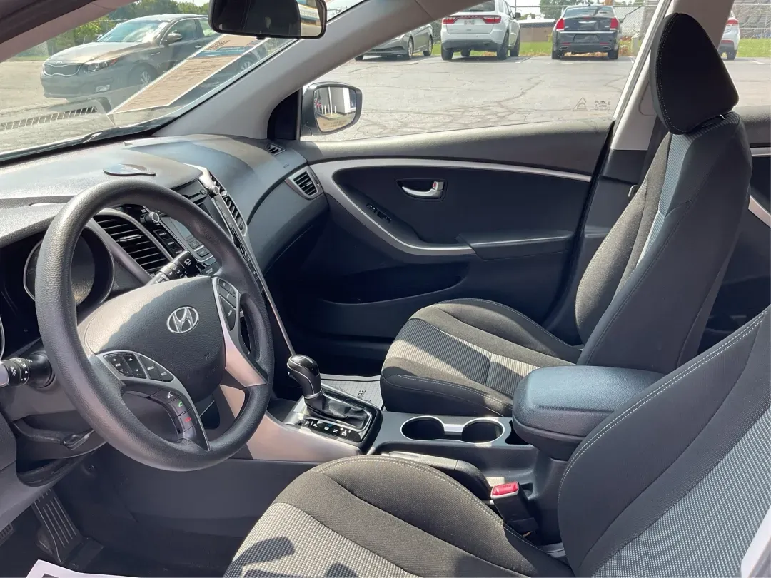 2017 Hyundai Elantra GT Base (KMHD35LH2HU) with an Other engine, located at 1184 Kauffman Ave, Fairborn, OH, 45324, (937) 908-9800, 39.807072, -84.030914 - **Discover the Perfect Commuter or Family Vehicle at Advantage Car and Credit - Piqua**<br /> <br /> Are you searching for a reliable vehicle that caters to your daily commute or weekend family adventures? Look no further than this 2017 Hyundai Elantra GT, now available for purchase at Advantage Car - Photo#9