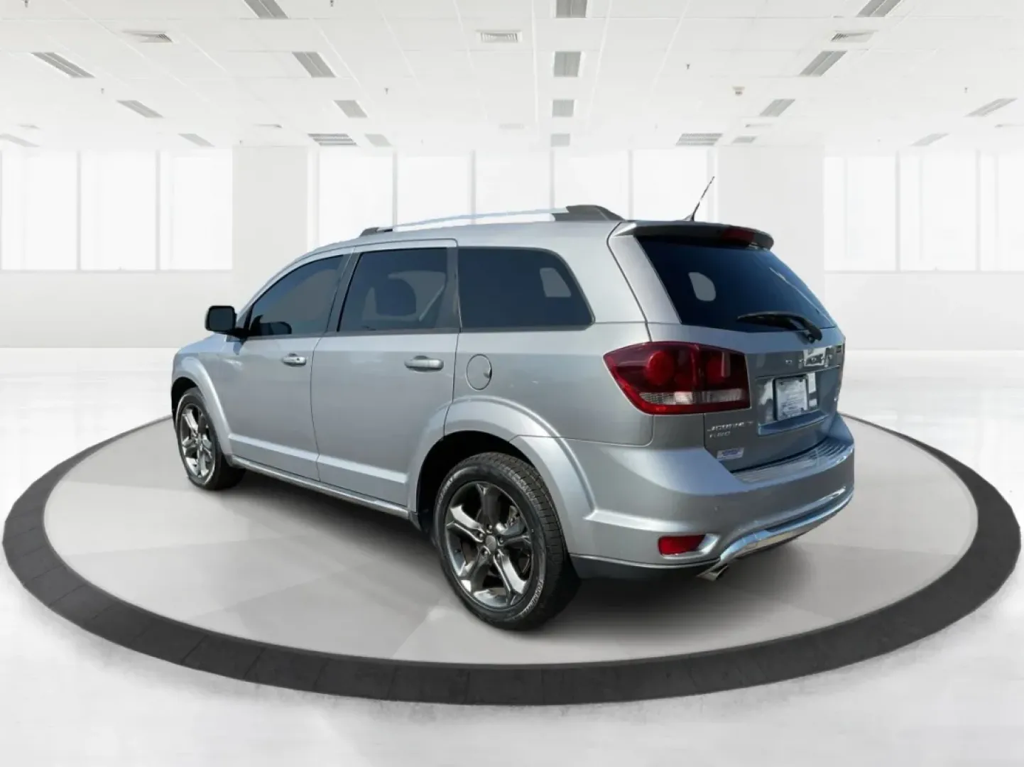 2016 Dodge Journey Crossroad Plus (3C4PDDGG2GT) with an Pentastar 3.6L V-6 DOHC engine, located at 1099 N County Rd 25A, Troy, OH, 45373, (937) 908-9800, 40.057079, -84.212883 - **Adventure Awaits with the 2016 Dodge Journey Crossroad Plus** <br /> <br /> Are you ready for your next family road trip or weekend adventure? The 2016 Dodge Journey Crossroad Plus is designed for those who crave versatility and comfort in their daily lives. This SUV is perfect for growing familie - Photo#4