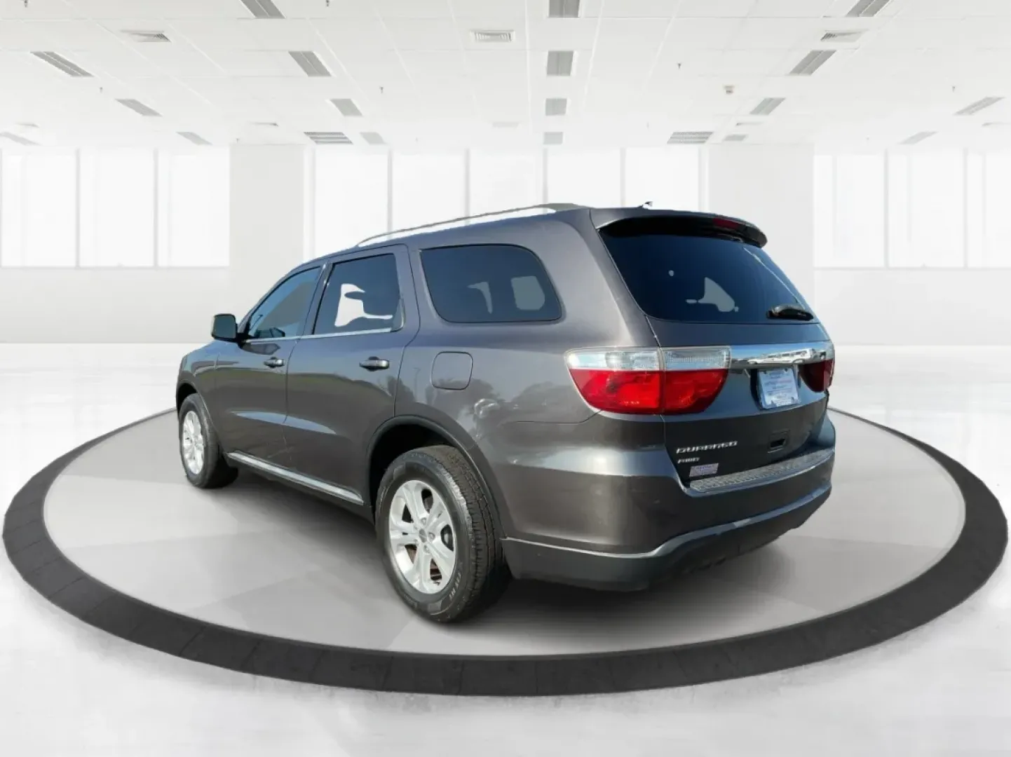 2013 Dodge Durango SXT (1C4RDJAG7DC) with an 3.6L V-6 DOHC engine, located at 8750 N County Rd 25A, Piqua, OH, 45356, (937) 908-9800, 40.164391, -84.232513 - **Discover Your Adventure with the 2013 Dodge Durango SXT at Advantage Car and Credit - Troy!**<br /> <br /> Are you in search of the perfect SUV to elevate your family outings, weekend adventures, or daily commutes? Look no further than the 2013 Dodge Durango SXT, where spaciousness meets versatili - Photo#4