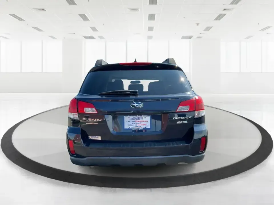 2013 Subaru Outback 2.5i Limited (4S4BRBKC0D3) with an 2.5L H-4 DOHC engine, Continuously Variable Transmission (CVT) transmission, located at 1184 Kauffman Ave, Fairborn, OH, 45324, (937) 908-9800, 39.807072, -84.030914 - **Adventure Awaits with This 2013 Subaru Outback! Perfect for Weekend Getaways and Daily Commutes**<br /> <br /> Looking for a versatile vehicle that can handle everything from family road trips to daily commutes? Look no further than this 2013 Subaru Outback 2.5i Limited, now available at Advantage - Photo#3