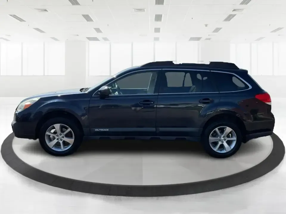 2013 Subaru Outback 2.5i Limited (4S4BRBKC0D3) with an 2.5L H-4 DOHC engine, Continuously Variable Transmission (CVT) transmission, located at 1184 Kauffman Ave, Fairborn, OH, 45324, (937) 908-9800, 39.807072, -84.030914 - **Adventure Awaits with This 2013 Subaru Outback! Perfect for Weekend Getaways and Daily Commutes**<br /> <br /> Looking for a versatile vehicle that can handle everything from family road trips to daily commutes? Look no further than this 2013 Subaru Outback 2.5i Limited, now available at Advantage - Photo#5