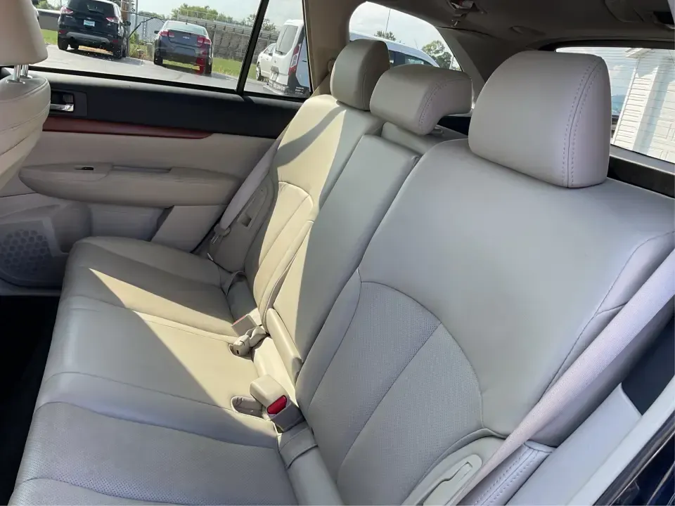 2013 Subaru Outback 2.5i Limited (4S4BRBKC0D3) with an 2.5L H-4 DOHC engine, Continuously Variable Transmission (CVT) transmission, located at 1184 Kauffman Ave, Fairborn, OH, 45324, (937) 908-9800, 39.807072, -84.030914 - **Adventure Awaits with This 2013 Subaru Outback! Perfect for Weekend Getaways and Daily Commutes**<br /> <br /> Looking for a versatile vehicle that can handle everything from family road trips to daily commutes? Look no further than this 2013 Subaru Outback 2.5i Limited, now available at Advantage - Photo#10