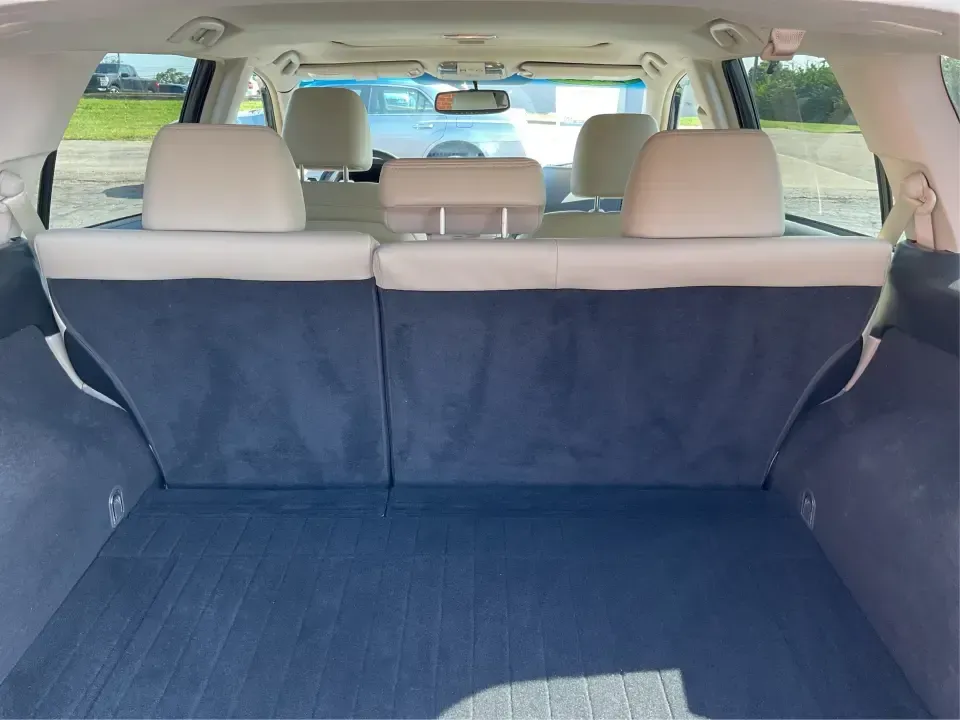 2013 Subaru Outback 2.5i Limited (4S4BRBKC0D3) with an 2.5L H-4 DOHC engine, Continuously Variable Transmission (CVT) transmission, located at 1184 Kauffman Ave, Fairborn, OH, 45324, (937) 908-9800, 39.807072, -84.030914 - **Adventure Awaits with This 2013 Subaru Outback! Perfect for Weekend Getaways and Daily Commutes**<br /> <br /> Looking for a versatile vehicle that can handle everything from family road trips to daily commutes? Look no further than this 2013 Subaru Outback 2.5i Limited, now available at Advantage - Photo#11