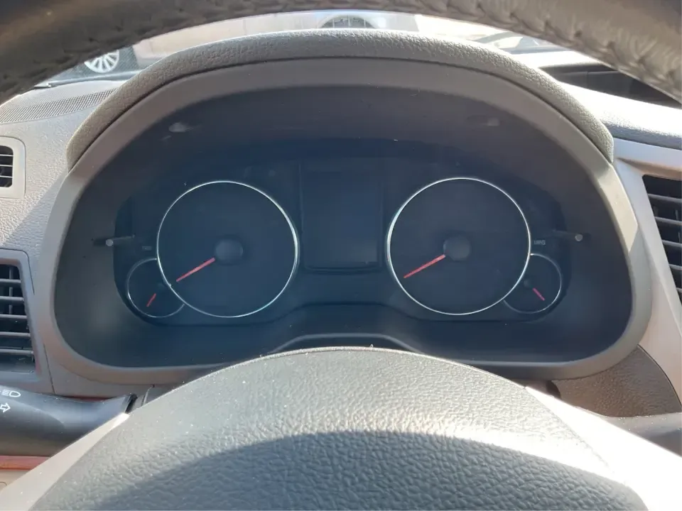 2013 Subaru Outback 2.5i Limited (4S4BRBKC0D3) with an 2.5L H-4 DOHC engine, Continuously Variable Transmission (CVT) transmission, located at 1184 Kauffman Ave, Fairborn, OH, 45324, (937) 908-9800, 39.807072, -84.030914 - **Adventure Awaits with This 2013 Subaru Outback! Perfect for Weekend Getaways and Daily Commutes**<br /> <br /> Looking for a versatile vehicle that can handle everything from family road trips to daily commutes? Look no further than this 2013 Subaru Outback 2.5i Limited, now available at Advantage - Photo#14