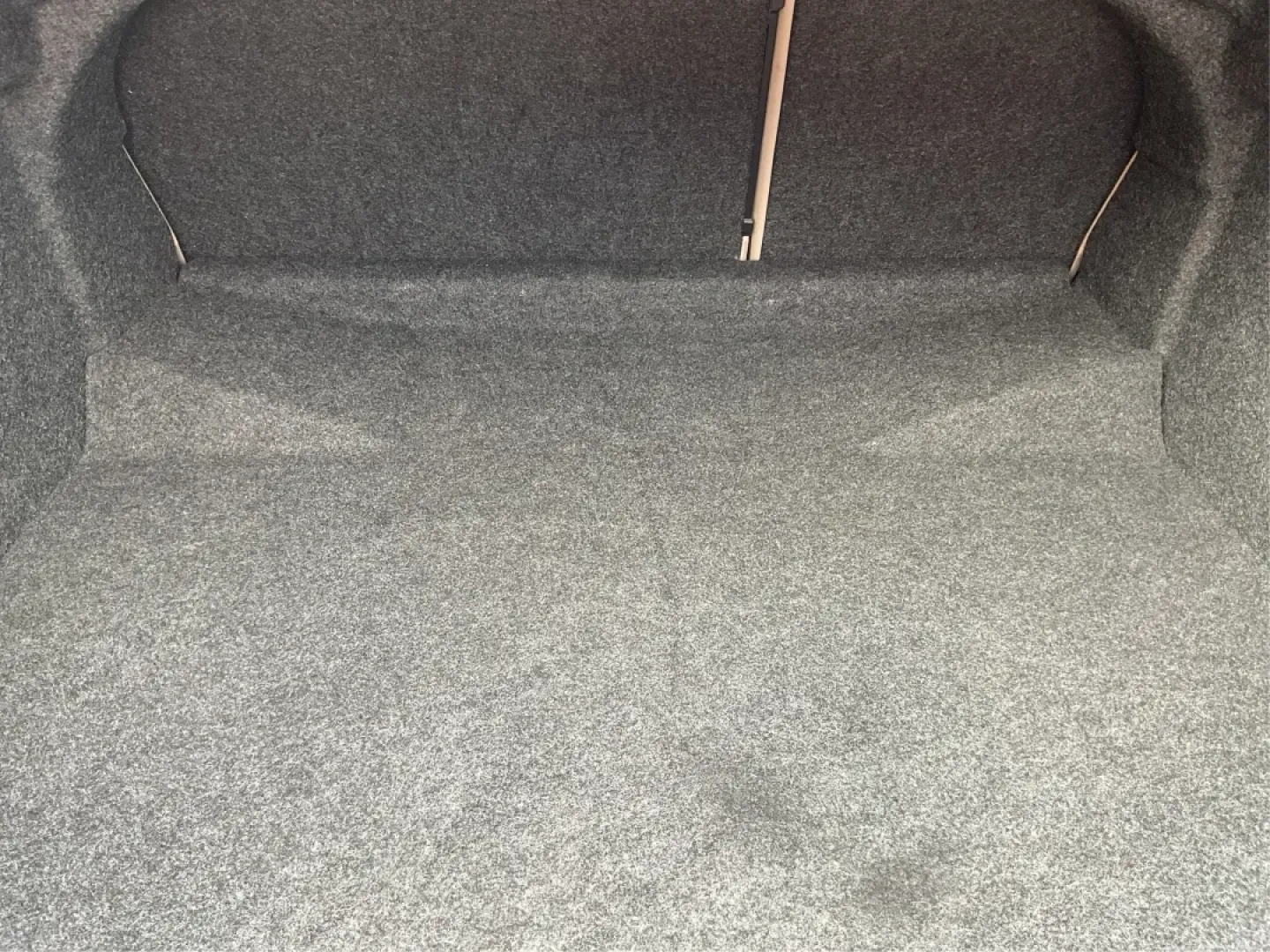 2013 Chevrolet Malibu 2LT (1G11E5SA7DF) with an ECOTEC 2.5L I-4 gasoline direct injection engine, located at 4508 South Dixie Dr, Moraine, OH, 45439, (937) 908-9800, 39.689976, -84.218452 - **Discover the 2013 Chevrolet Malibu 2LT Your Ideal Commuter Companion!**<br /> <br /> Are you seeking a reliable sedan that effortlessly combines comfort with style? Look no further! At Advantage Car and Credit in Moraine, OH, we present the 2013 Chevrolet Malibu 2LT, a perfect choice for daily co - Photo#12