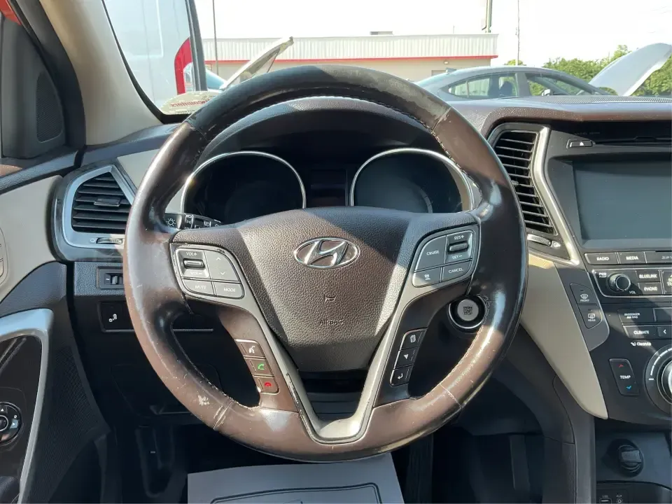 2017 Hyundai Santa Fe 2.0T Ultimate (5XYZW4LA5HG) with an Theta II 2L I-4 gasoline direct injection engine, 6A transmission, located at 4508 South Dixie Dr, Moraine, OH, 45439, (937) 908-9800, 39.689976, -84.218452 - Are you ready to elevate your family adventures or commute comfortably while tackling any road with confidence? Look no further than this 2017 Hyundai Santa Fe 2.0T Ultimate, available now at Advantage Car and Credit in Fairborn, OH. This SUV is not just a vehicle; it's your ticket to creating unfor - Photo#16