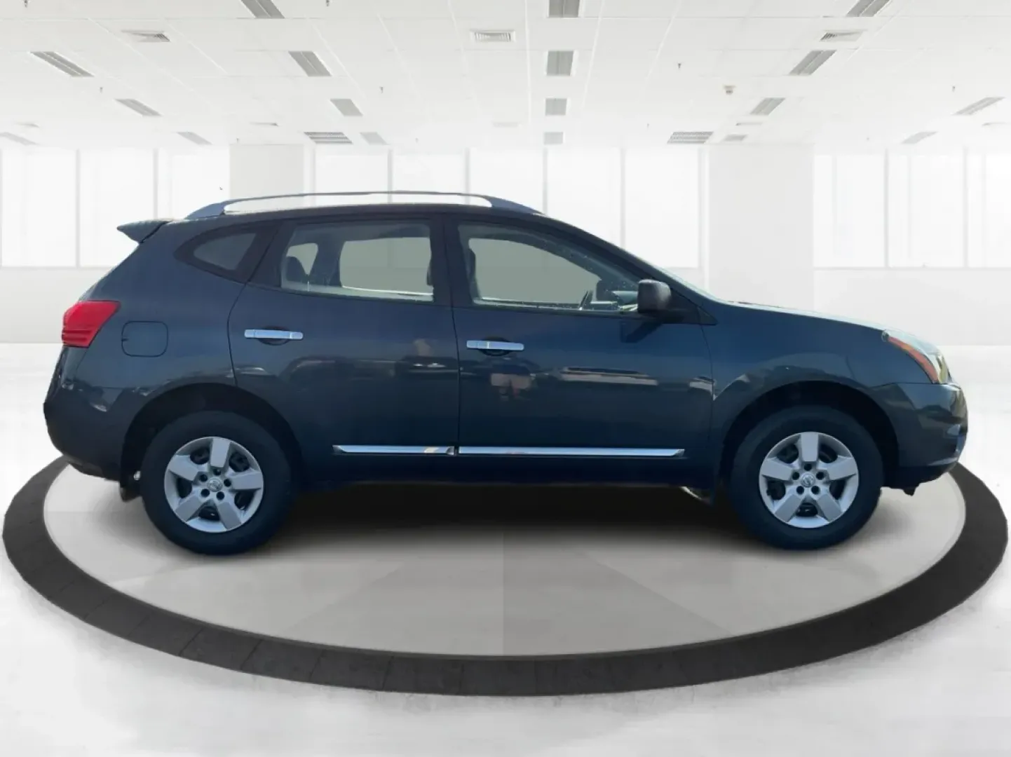 2015 Nissan Rogue S (JN8AS5MV3FW) with an 2.5L I-4 DOHC engine, located at 1099 N County Rd 25A, Troy, OH, 45373, (937) 908-9800, 40.057079, -84.212883 - **Adventure Awaits with the 2015 Nissan Rogue at Advantage Car and Credit - Troy!**<br /> <br /> Are you ready to take your family adventures to the next level? The 2015 Nissan Rogue, available now at Advantage Car and Credit in Troy, OH, is the perfect companion for growing families, long commutes, - Photo#1