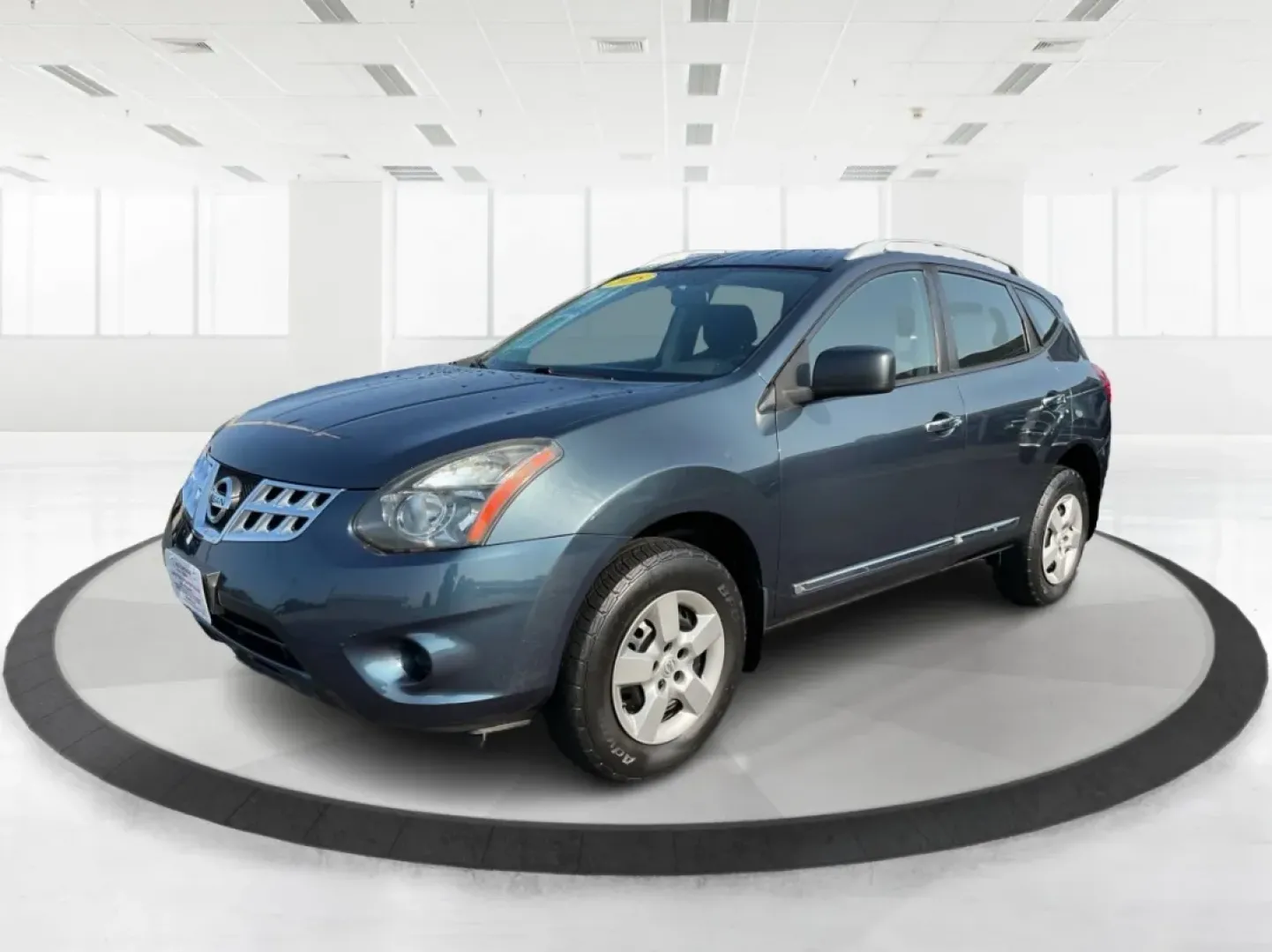 2015 Nissan Rogue S (JN8AS5MV3FW) with an 2.5L I-4 DOHC engine, located at 1099 N County Rd 25A, Troy, OH, 45373, (937) 908-9800, 40.057079, -84.212883 - **Adventure Awaits with the 2015 Nissan Rogue at Advantage Car and Credit - Troy!**<br /> <br /> Are you ready to take your family adventures to the next level? The 2015 Nissan Rogue, available now at Advantage Car and Credit in Troy, OH, is the perfect companion for growing families, long commutes, - Photo#8